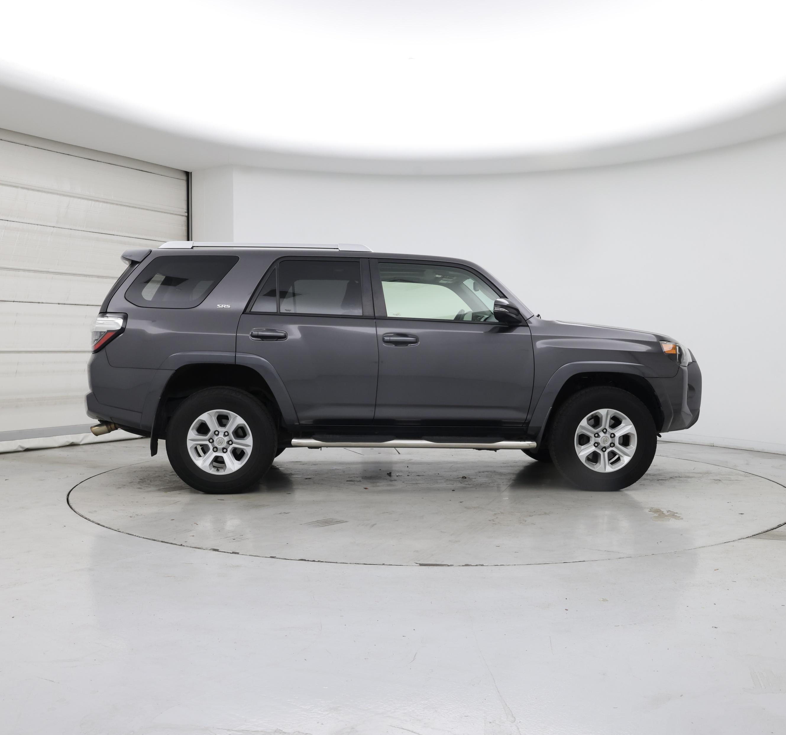 Thumbnail: 2018 Toyota 4Runner - 7