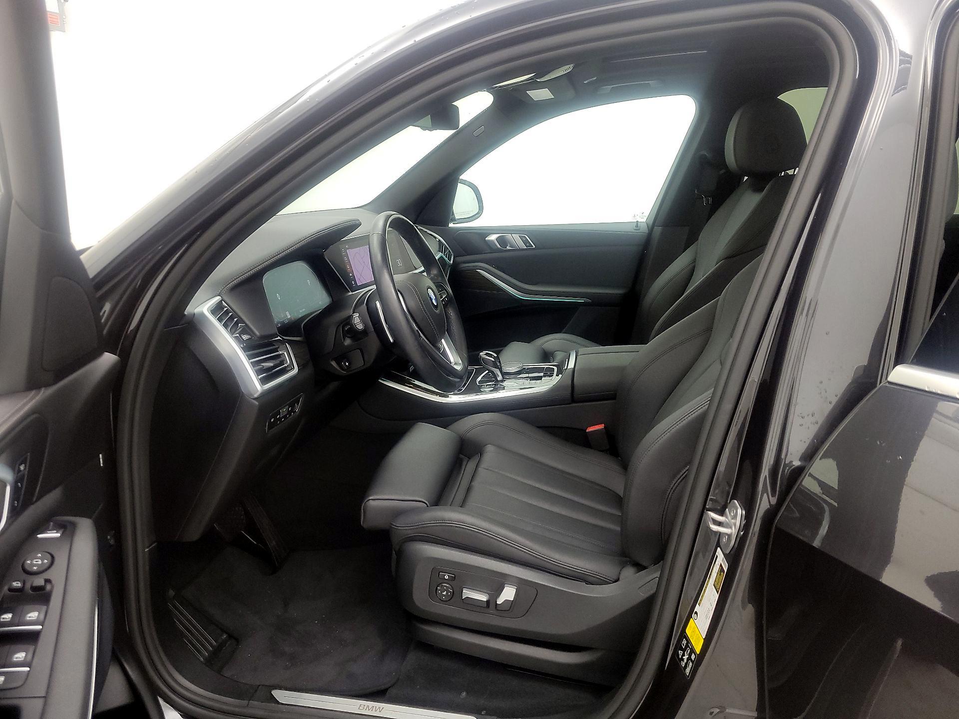 Thumbnail: 2020 BMW X5 - 11