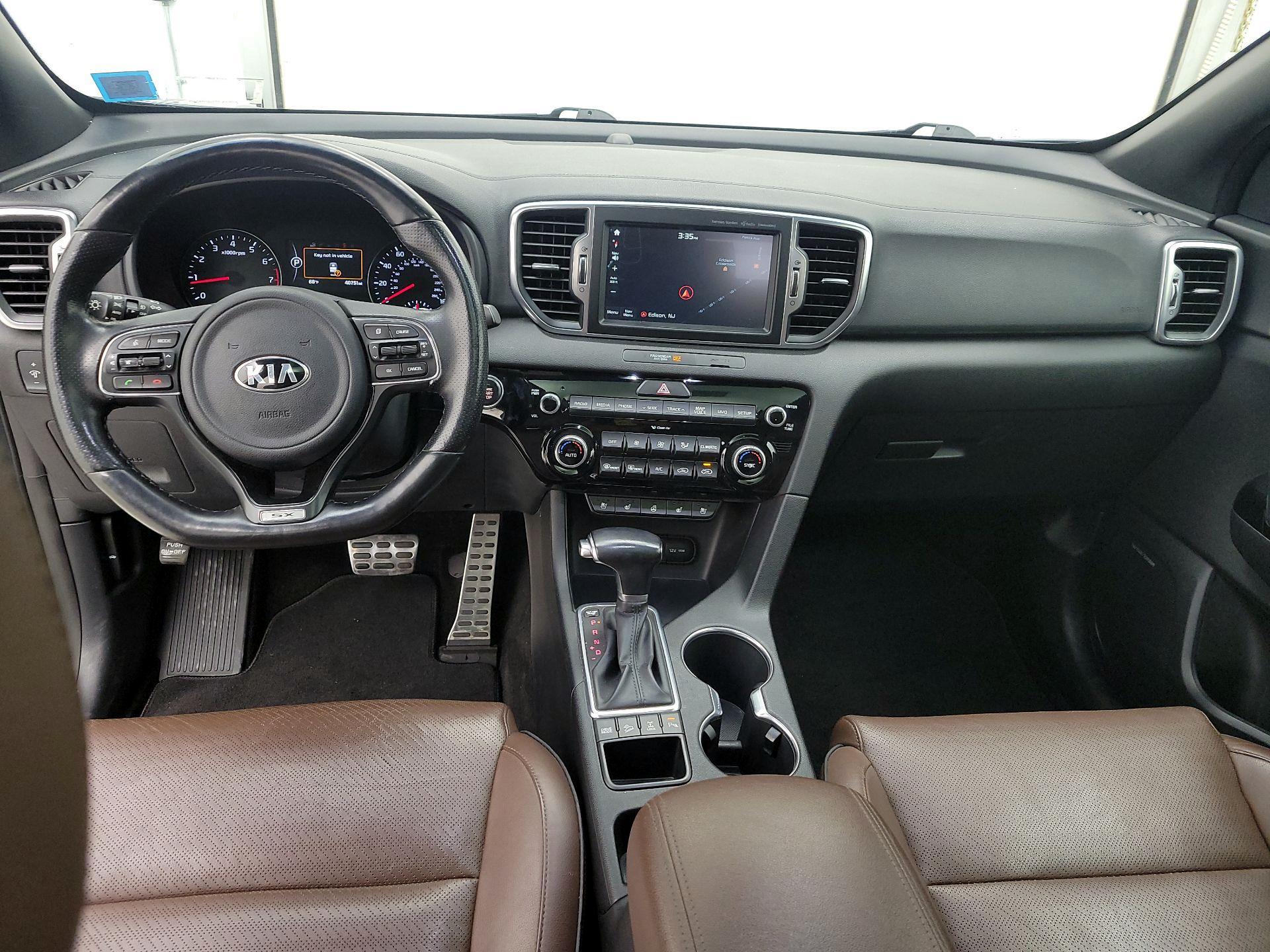 Thumbnail: 2017 Kia Sportage - 9