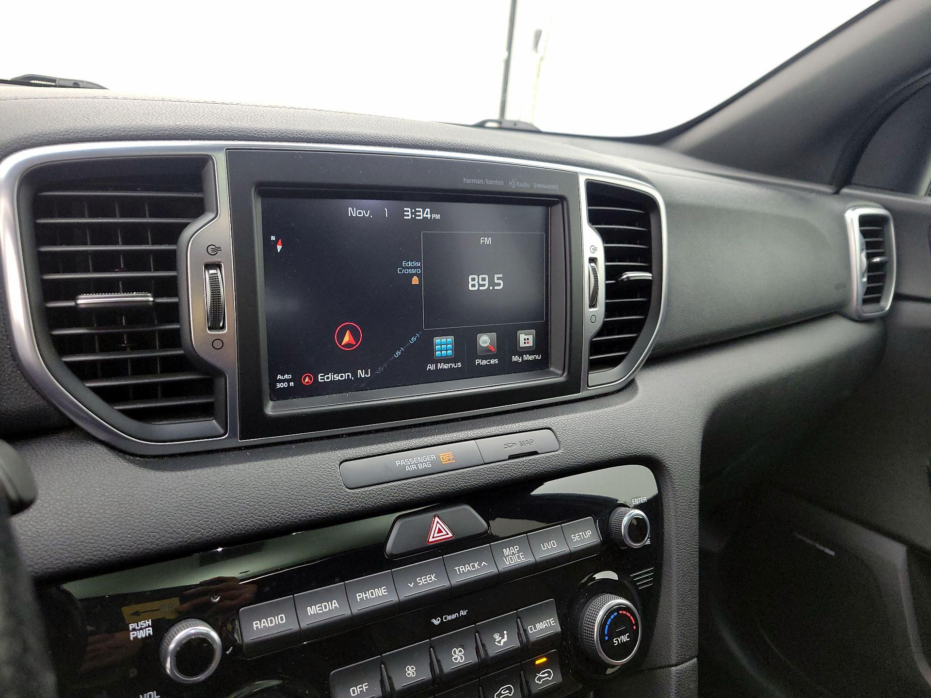 Thumbnail: 2017 Kia Sportage - 16