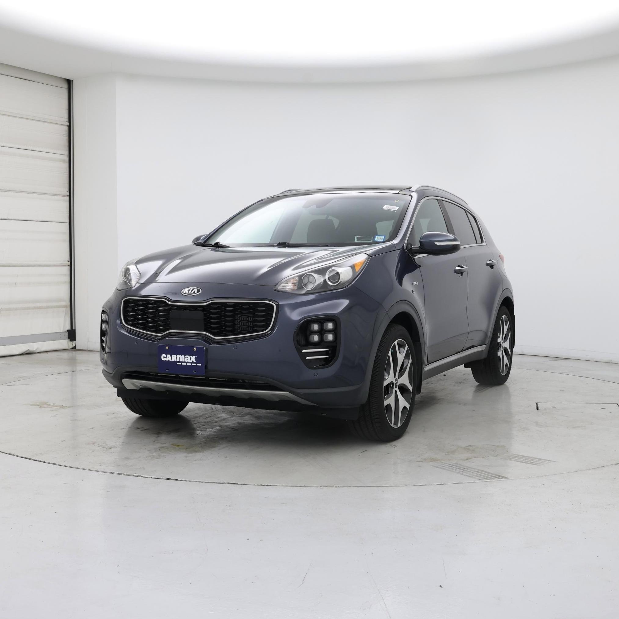 Thumbnail: 2017 Kia Sportage - 4