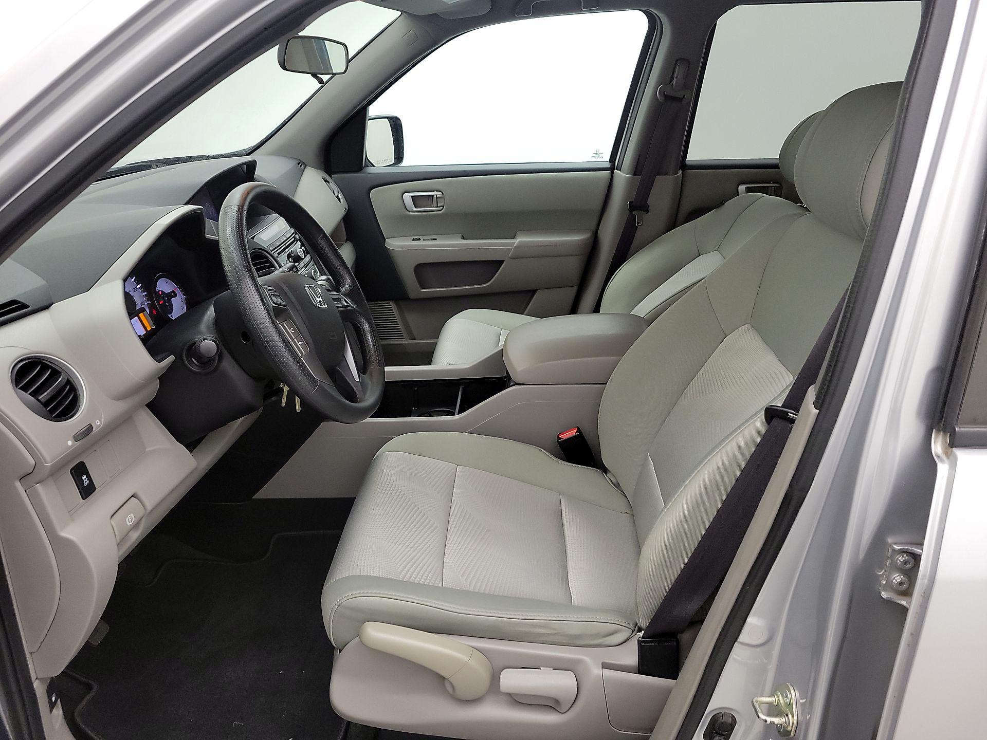 Thumbnail: 2015 Honda Pilot - 11