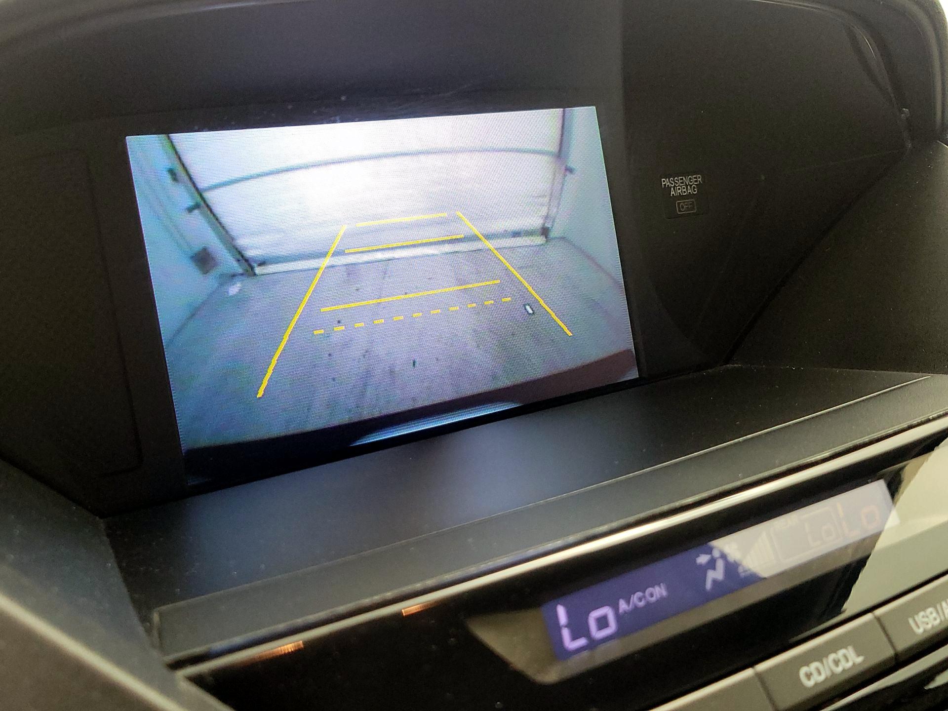 Thumbnail: 2015 Honda Pilot - 14