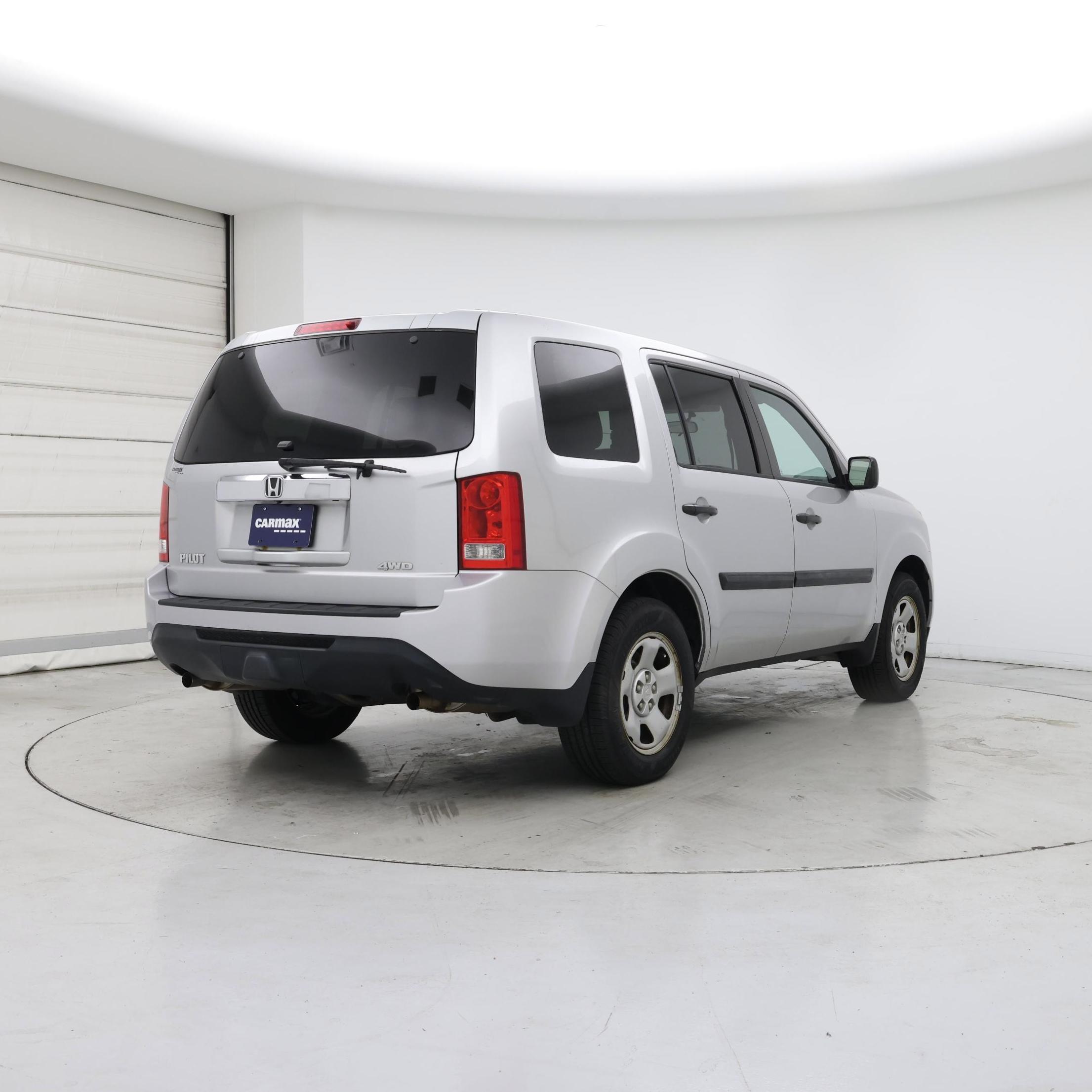 Thumbnail: 2015 Honda Pilot - 8