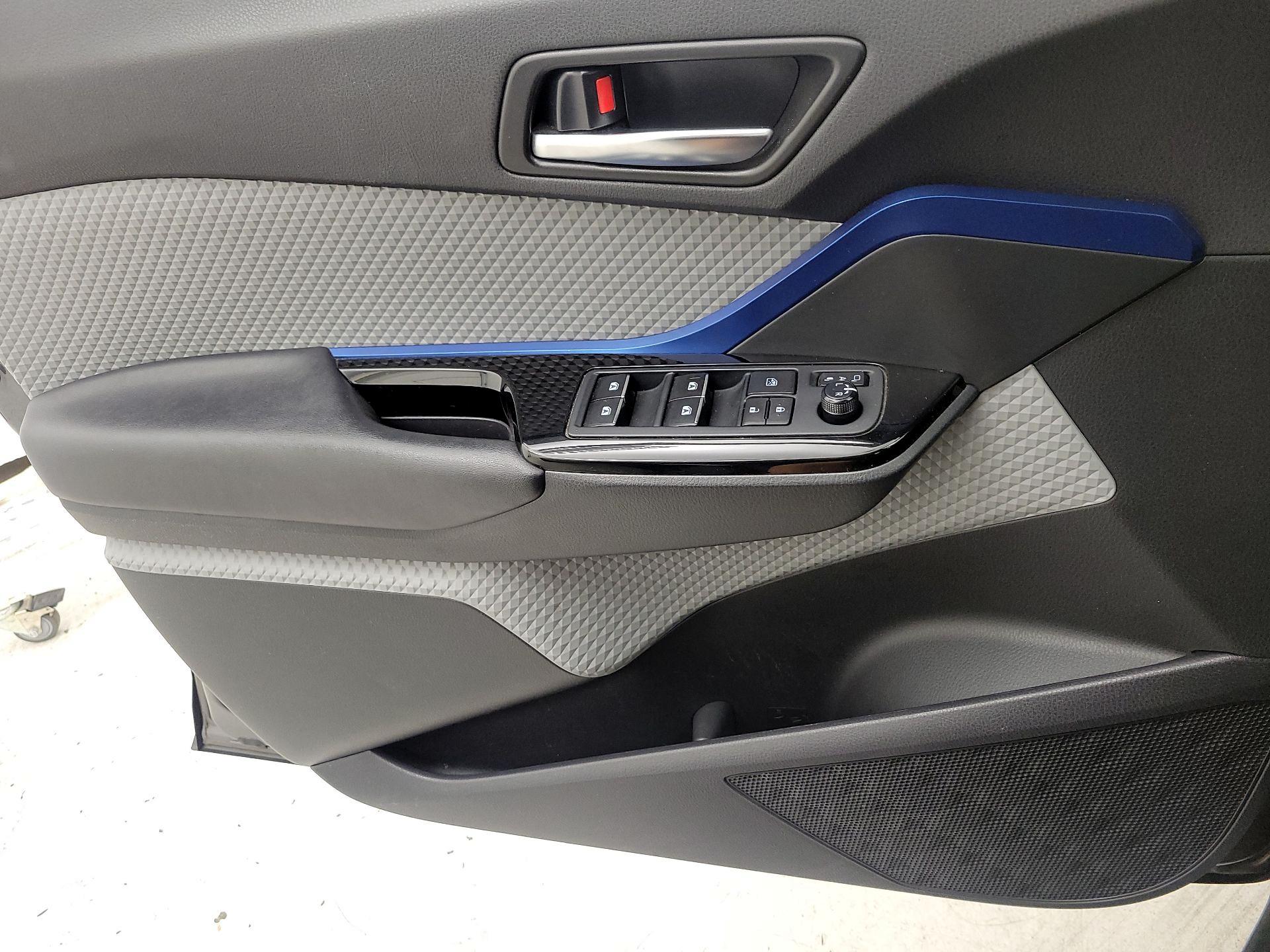 Thumbnail: 2019 Toyota C-HR - 12