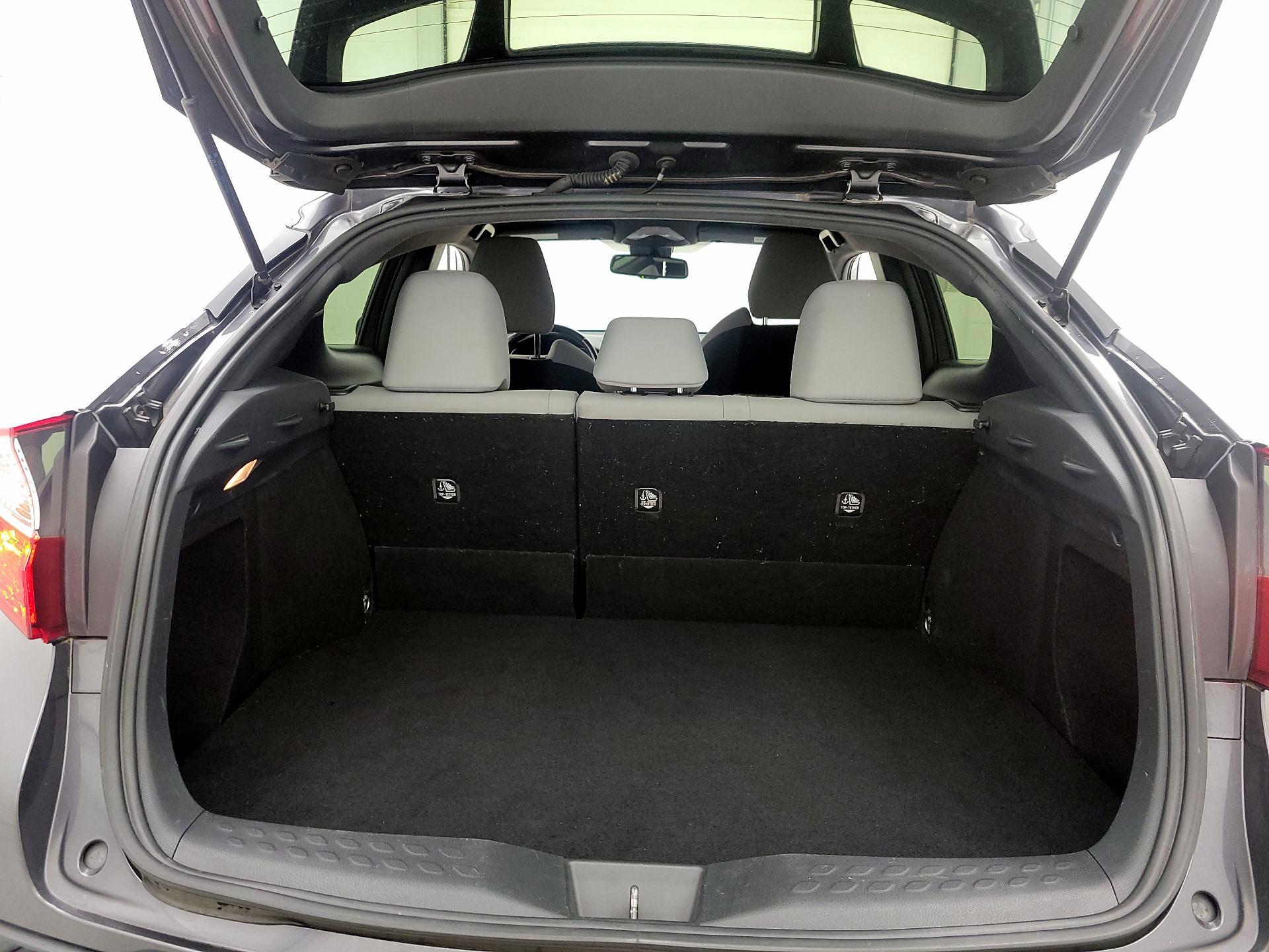 Thumbnail: 2019 Toyota C-HR - 20