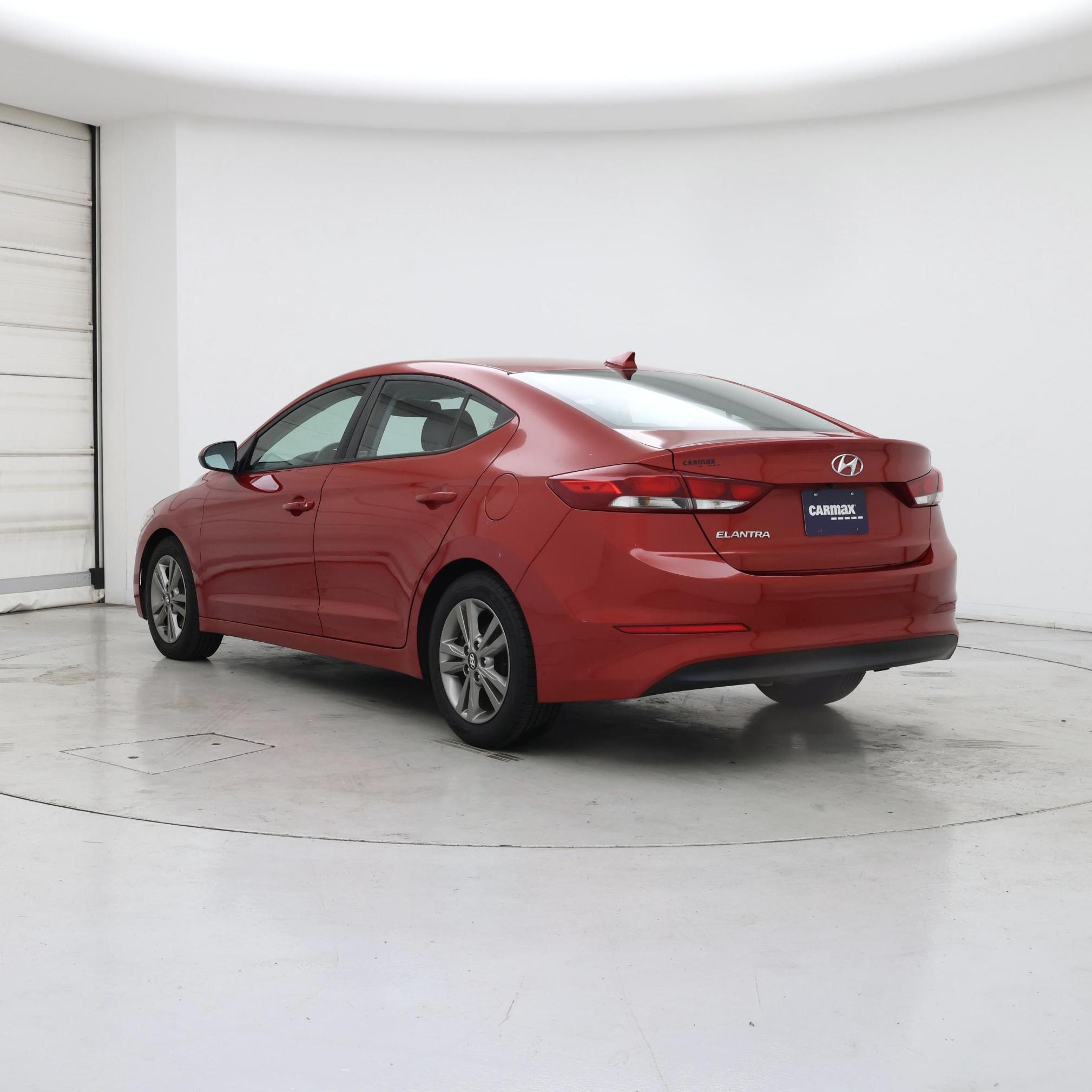 Thumbnail: 2017 Hyundai Elantra - 2