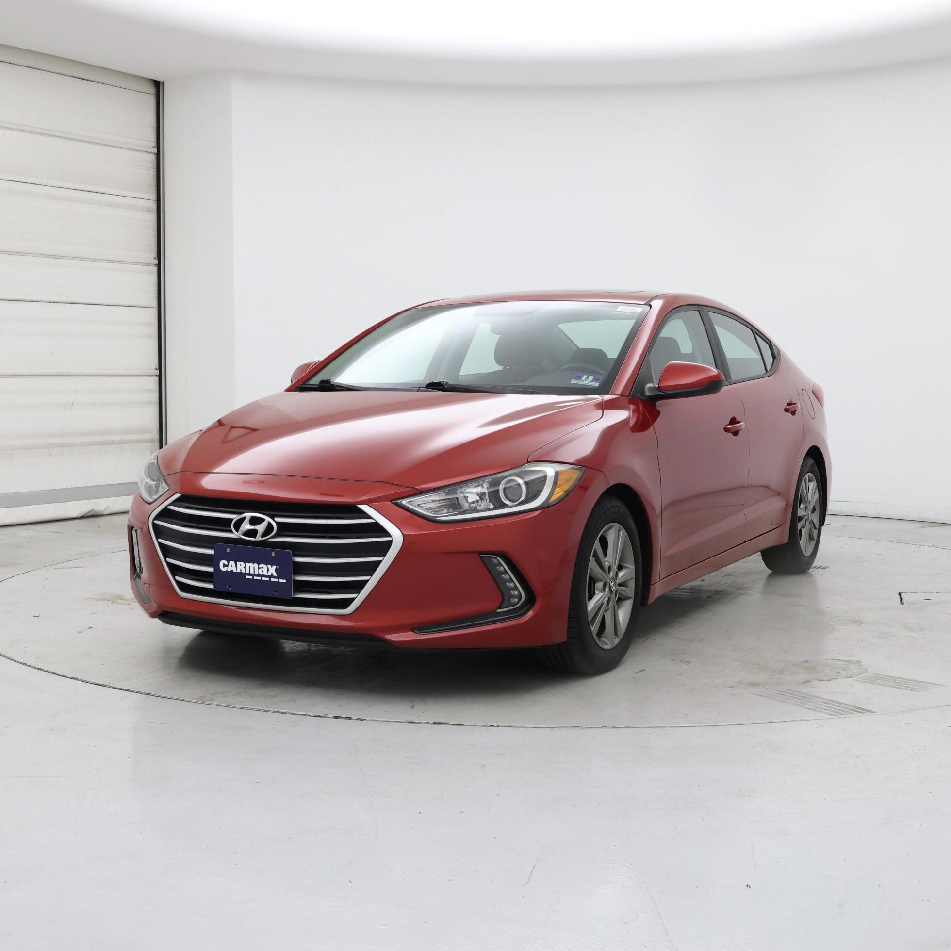 Thumbnail: 2017 Hyundai Elantra - 4