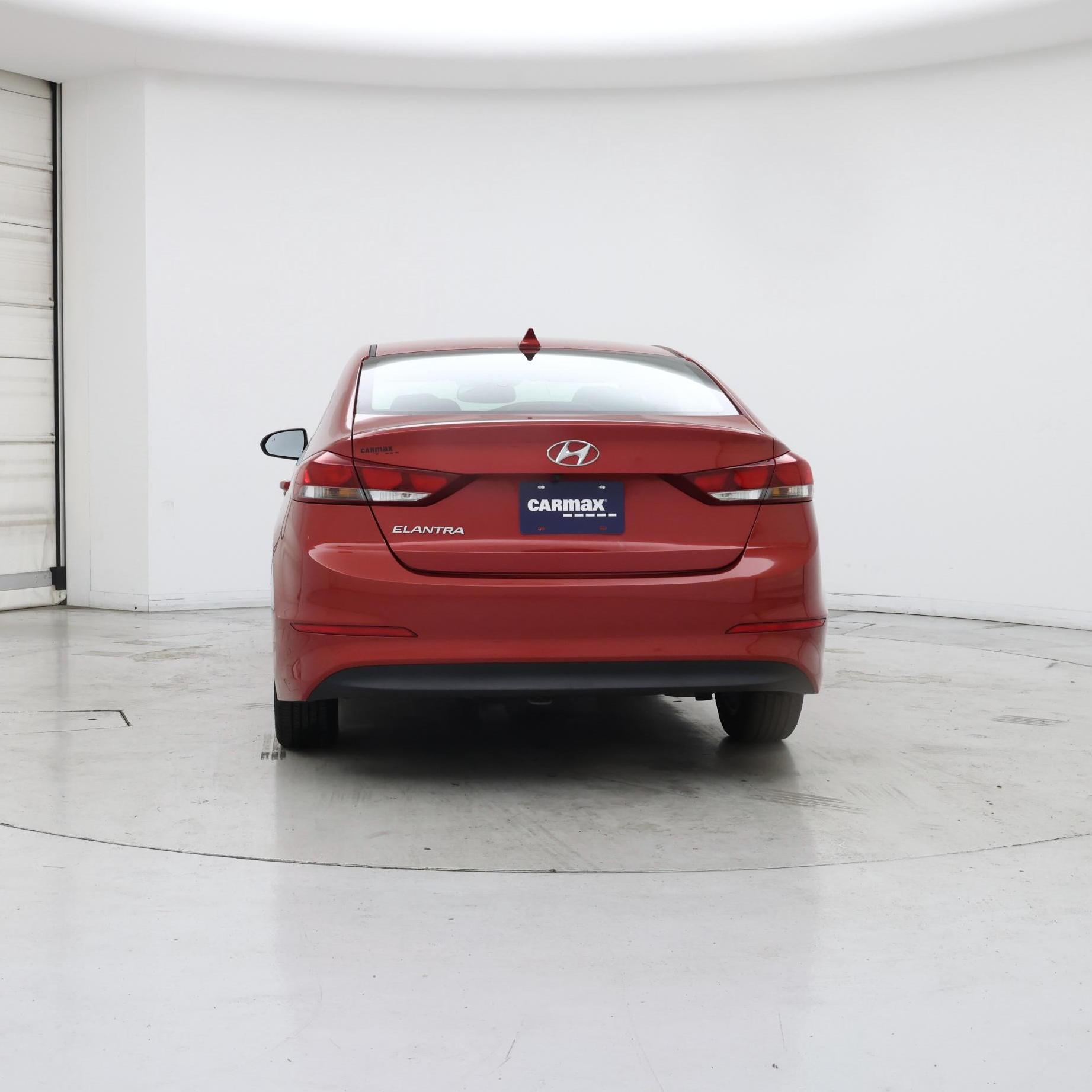 Thumbnail: 2017 Hyundai Elantra - 6