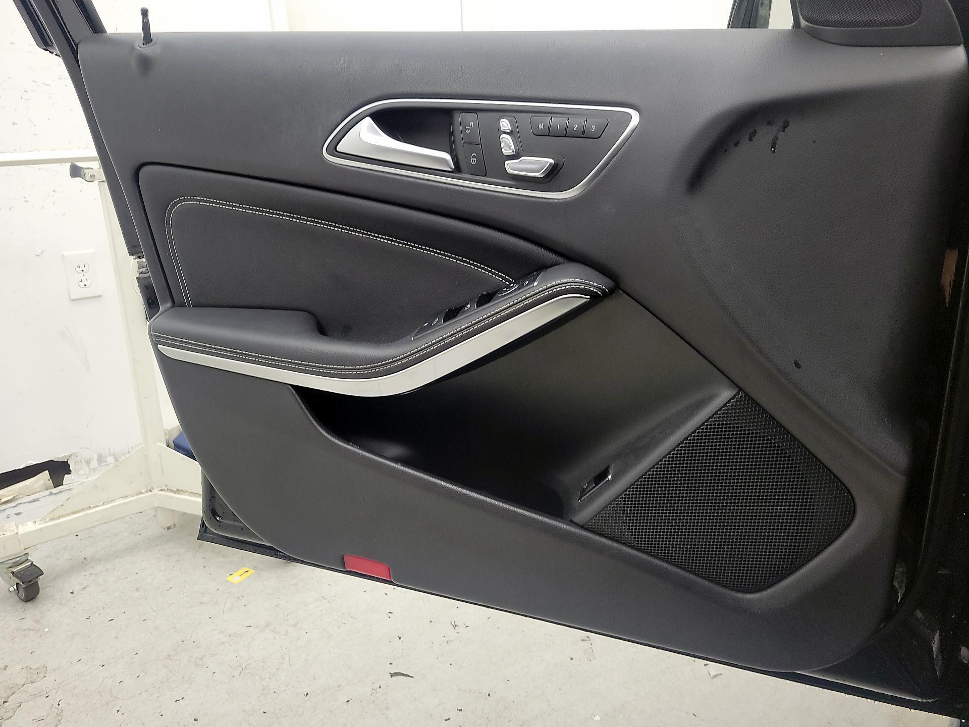 Thumbnail: 2020 Mercedes-Benz GLA - 12