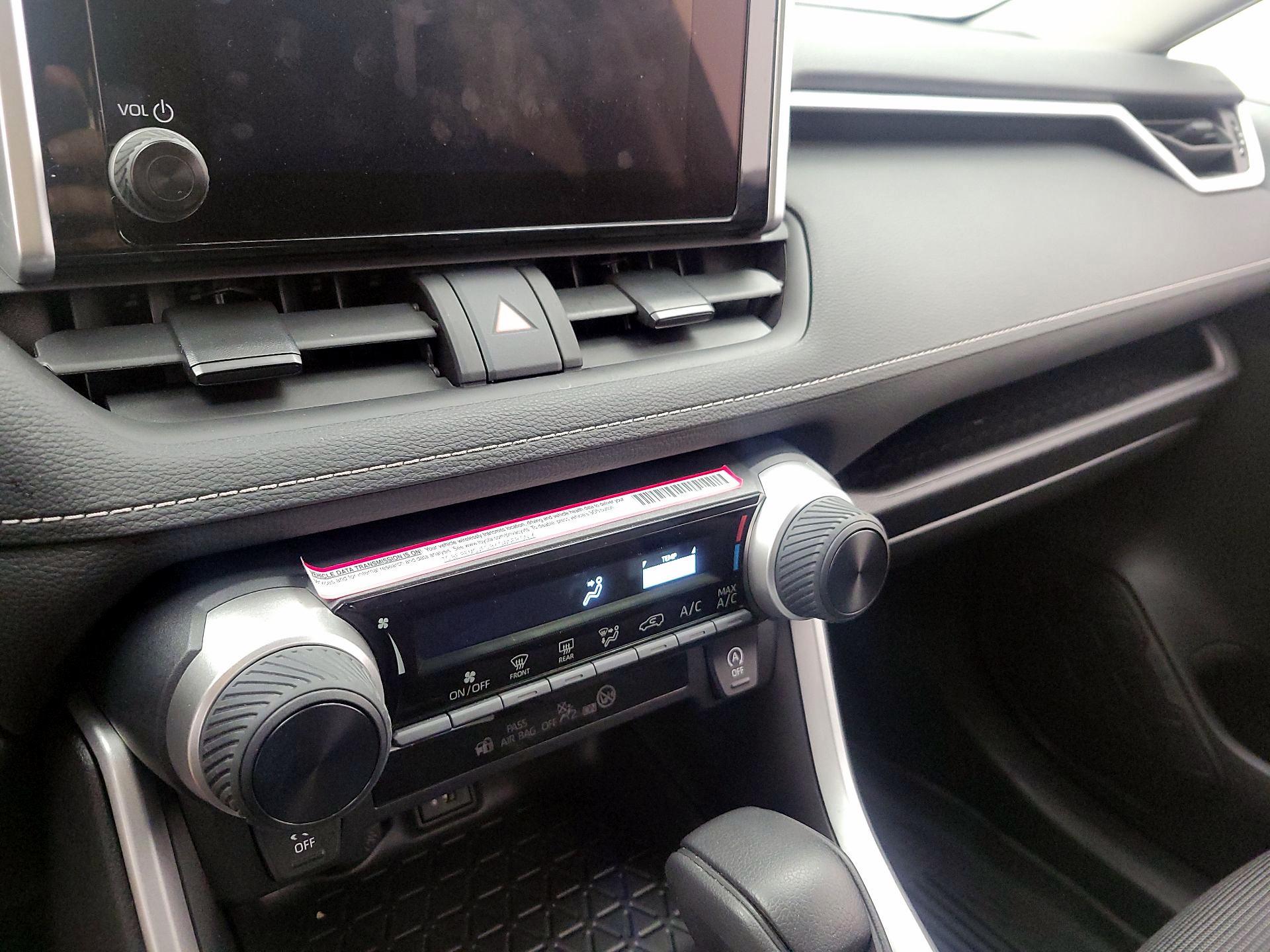 Thumbnail: 2024 Toyota RAV4 - 16