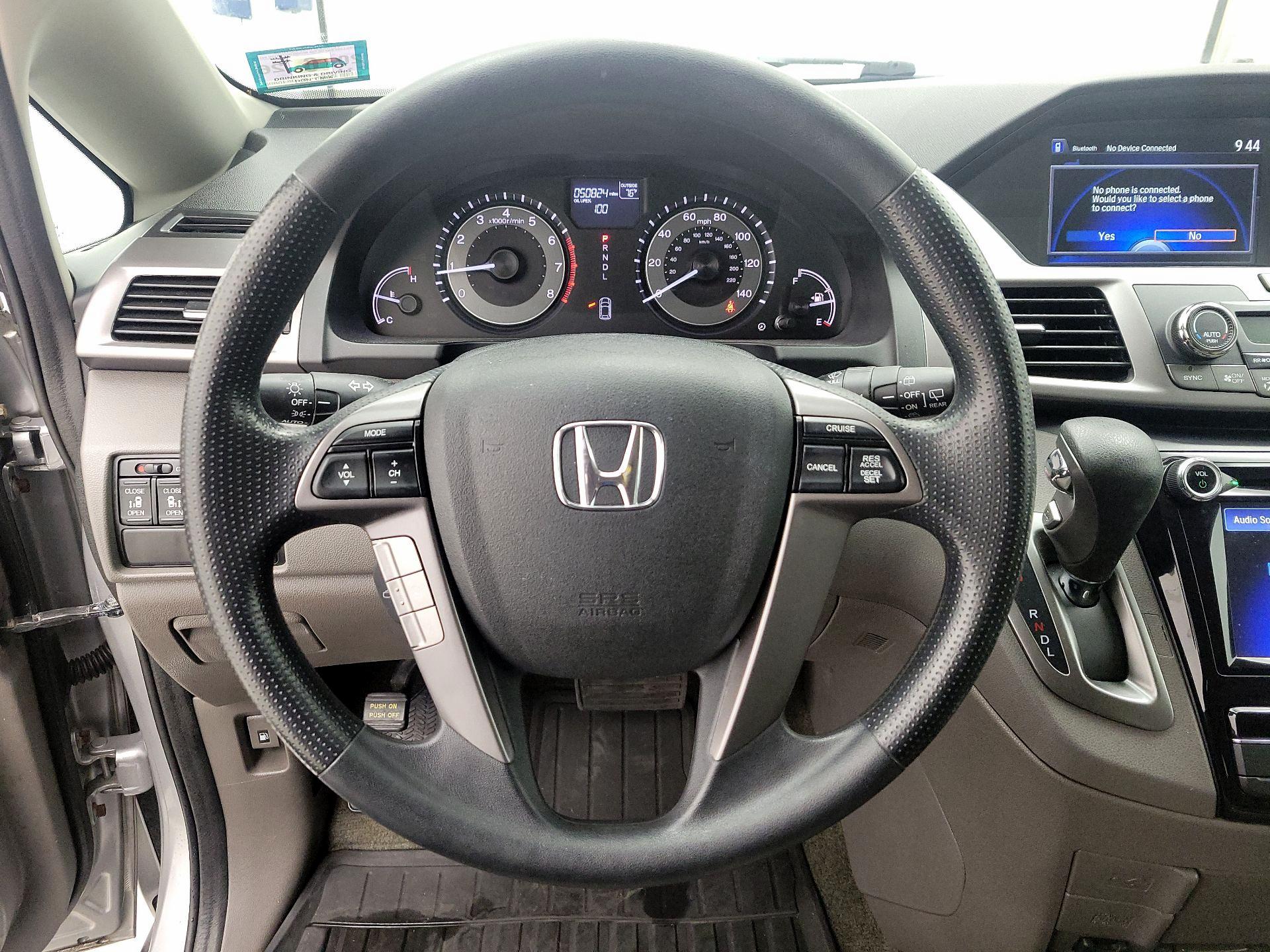 Thumbnail: 2015 Honda Odyssey - 10