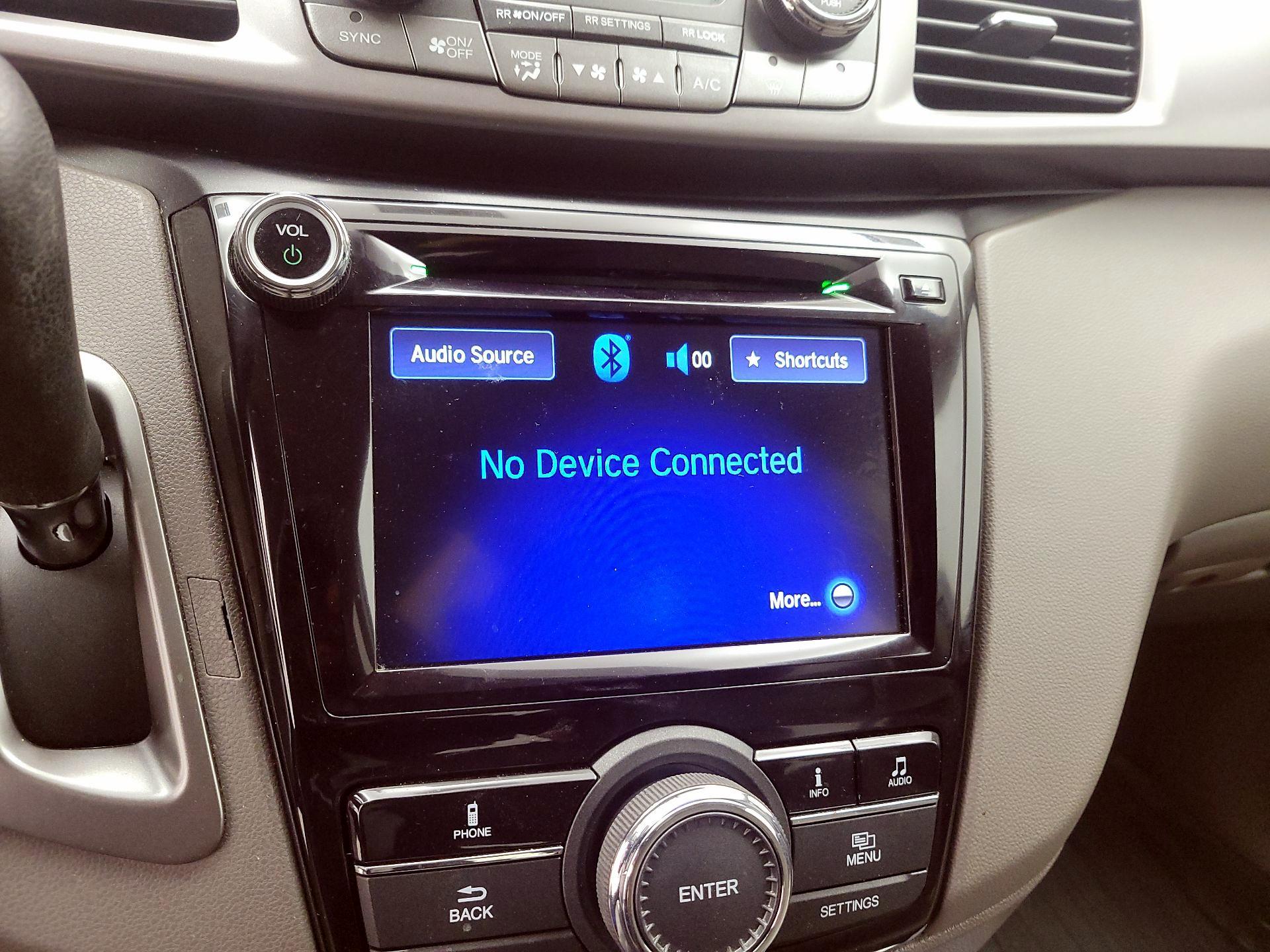 Thumbnail: 2015 Honda Odyssey - 15