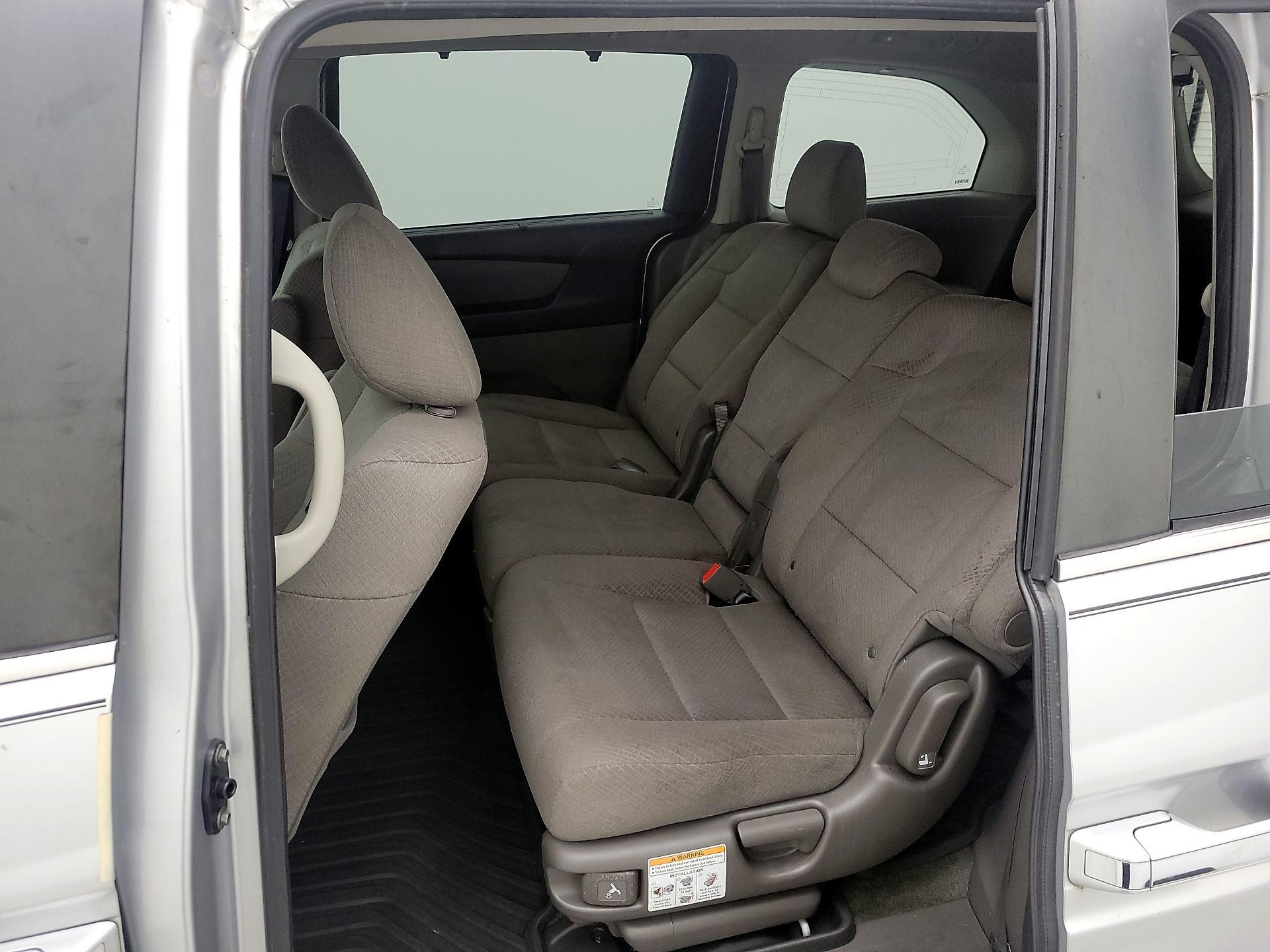 Thumbnail: 2015 Honda Odyssey - 19