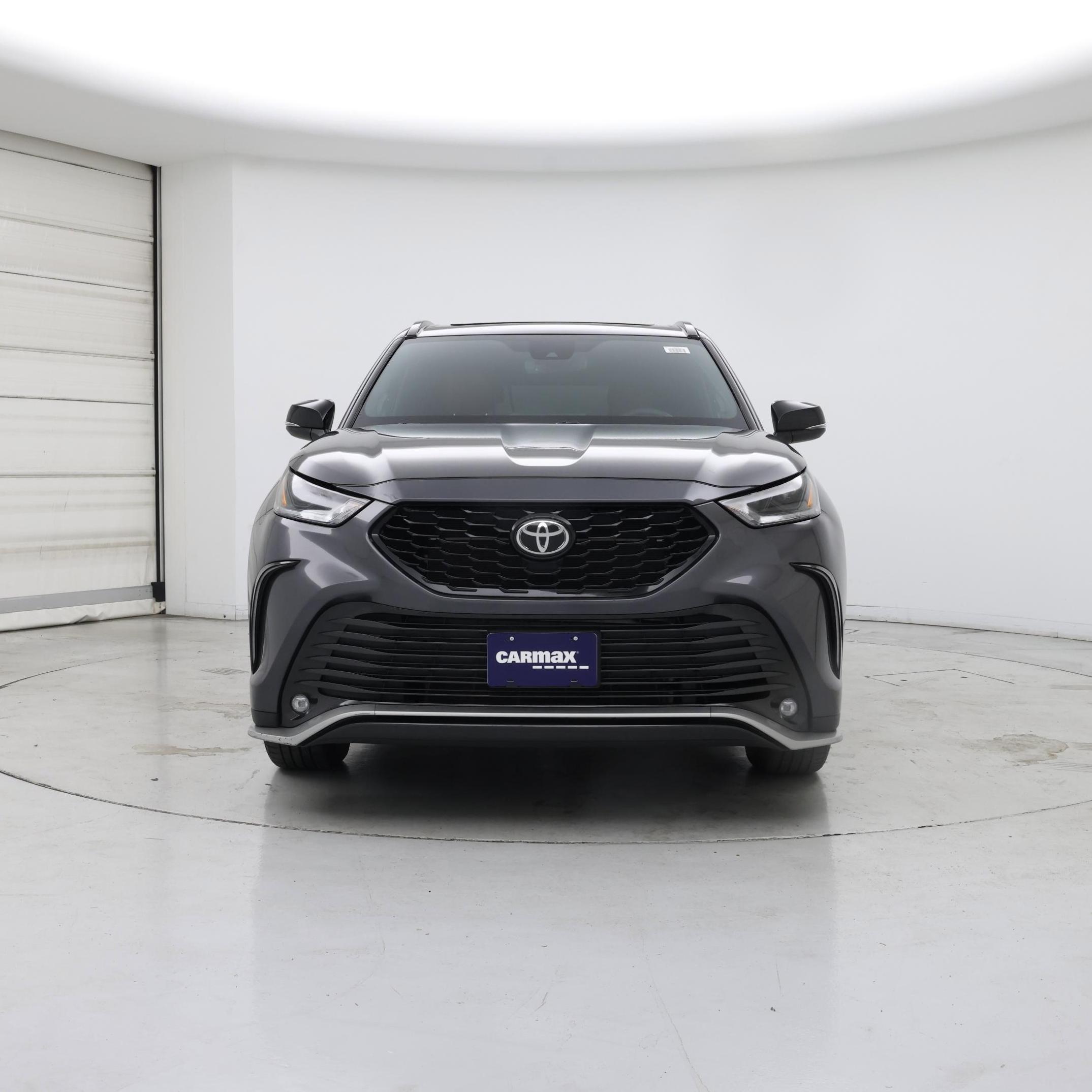 Thumbnail: 2022 Toyota Highlander - 5