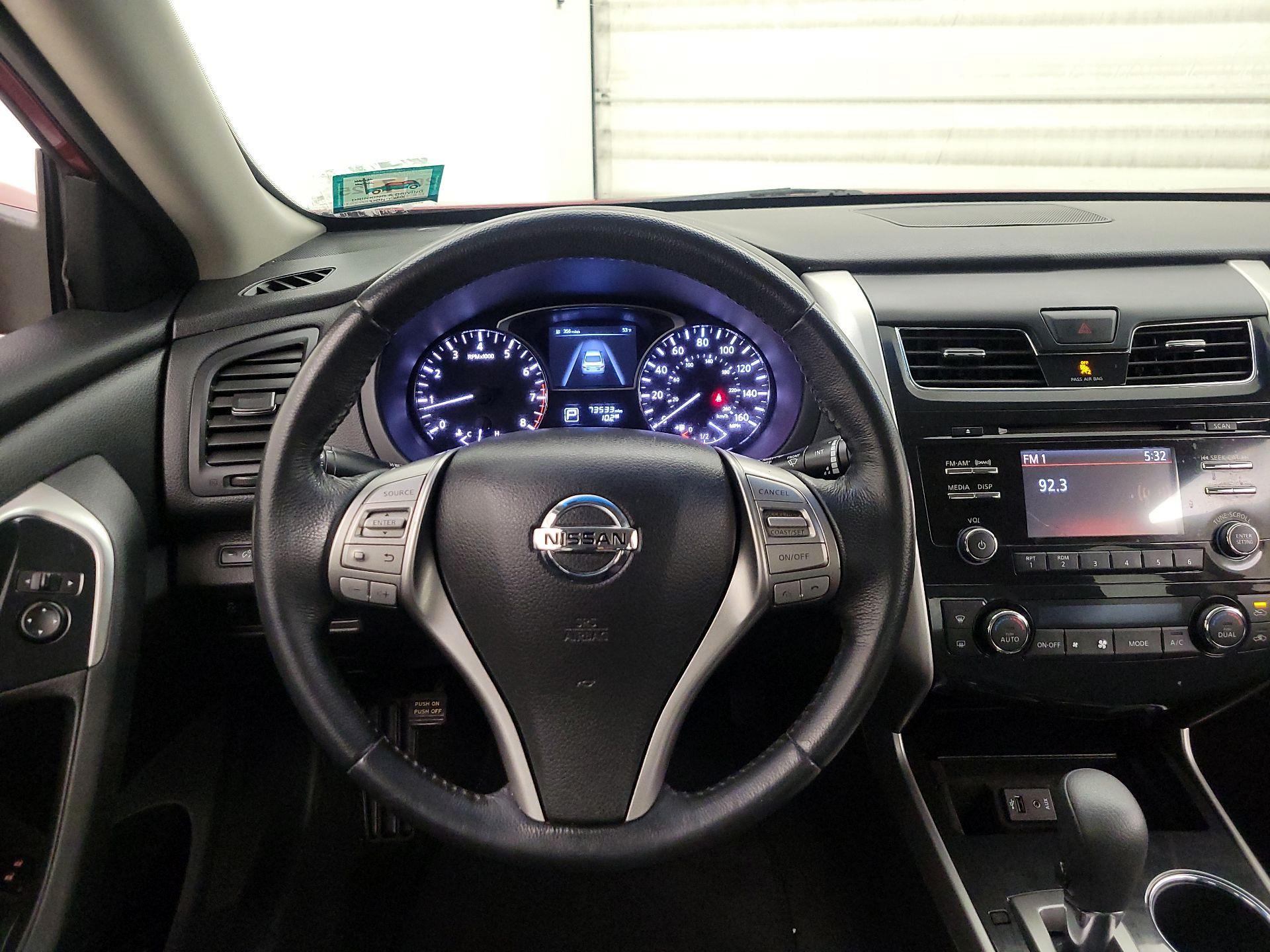 Thumbnail: 2014 Nissan Altima - 10