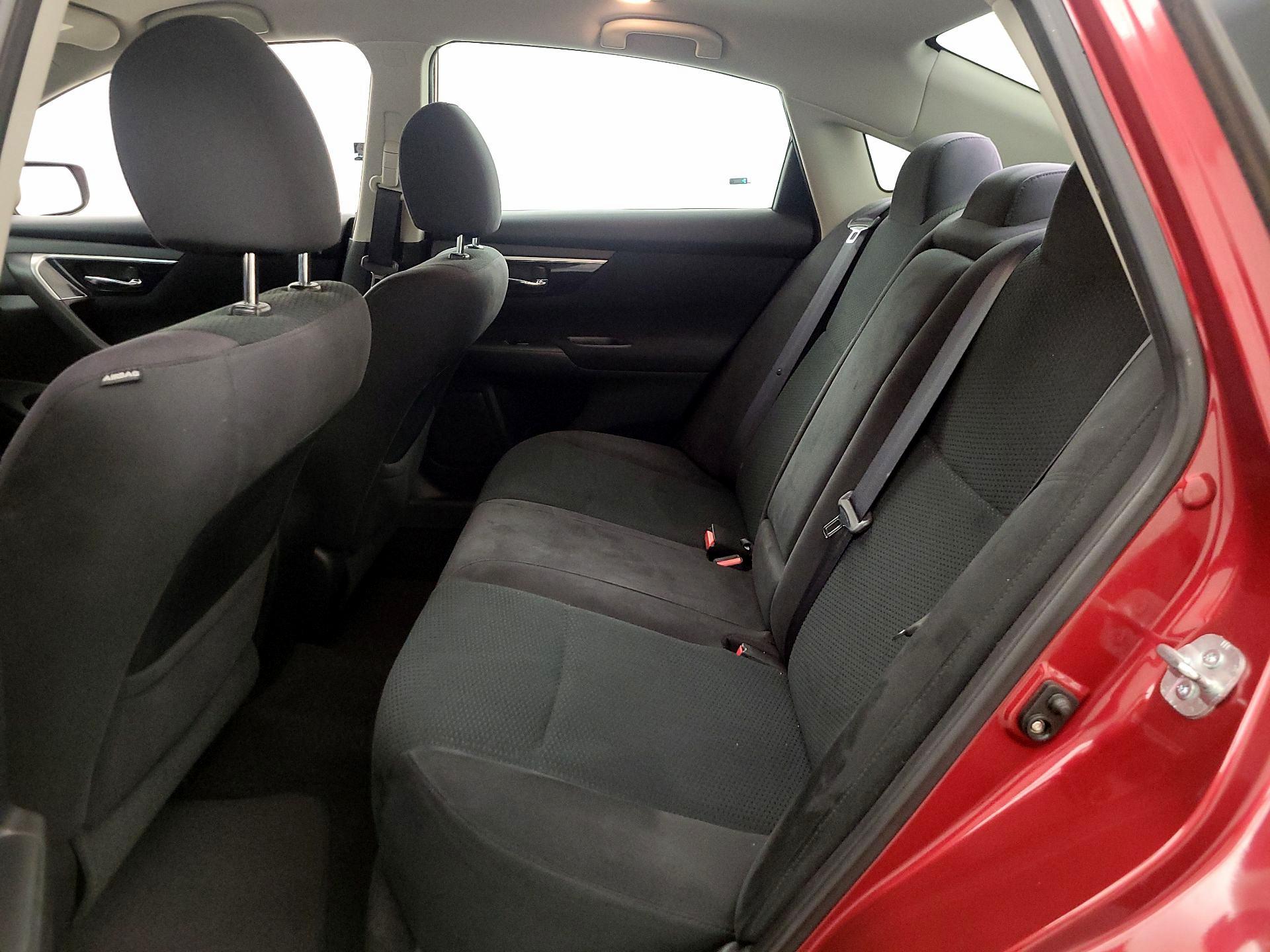 Thumbnail: 2014 Nissan Altima - 19