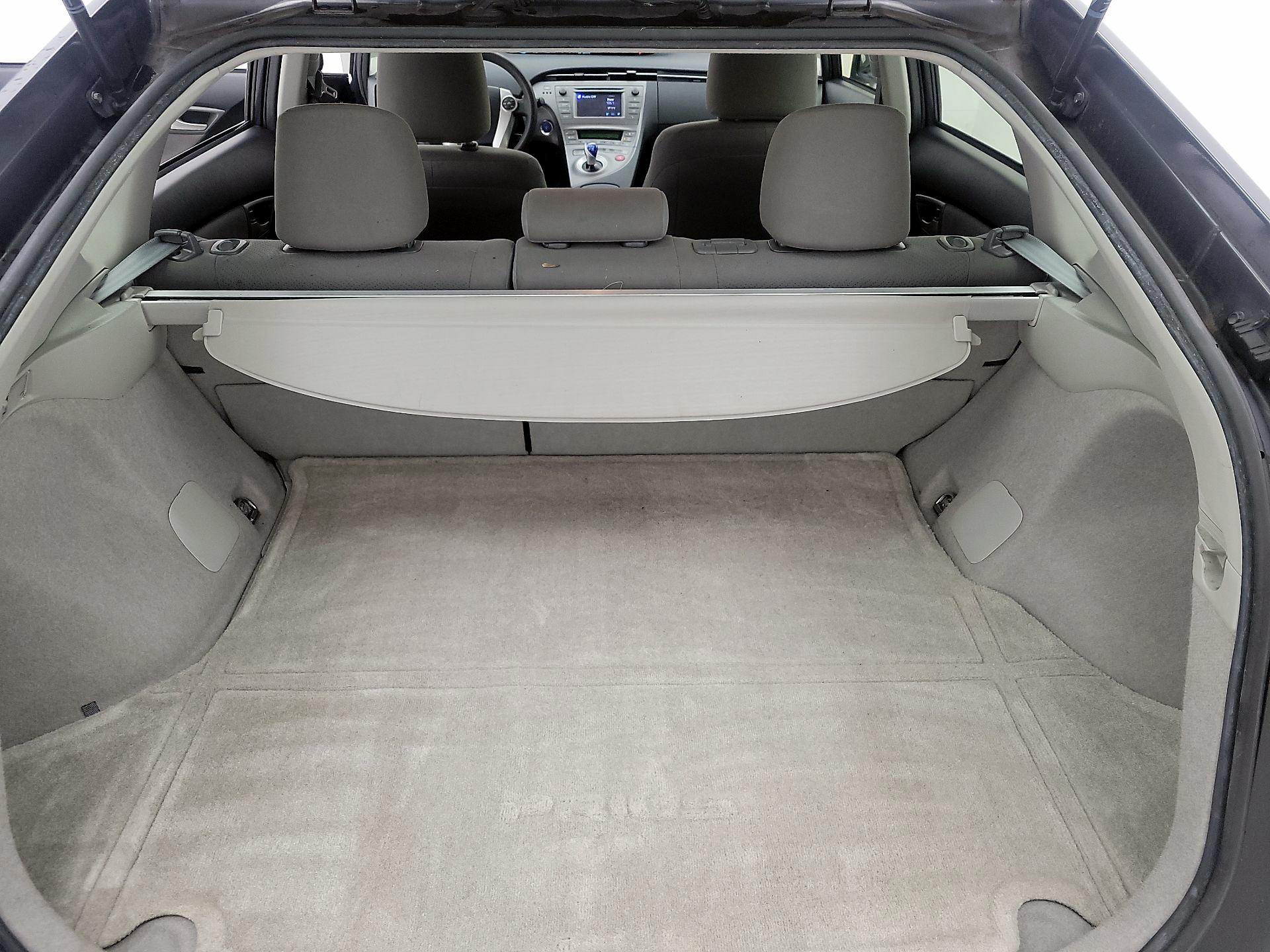 Thumbnail: 2015 Toyota Prius - 20