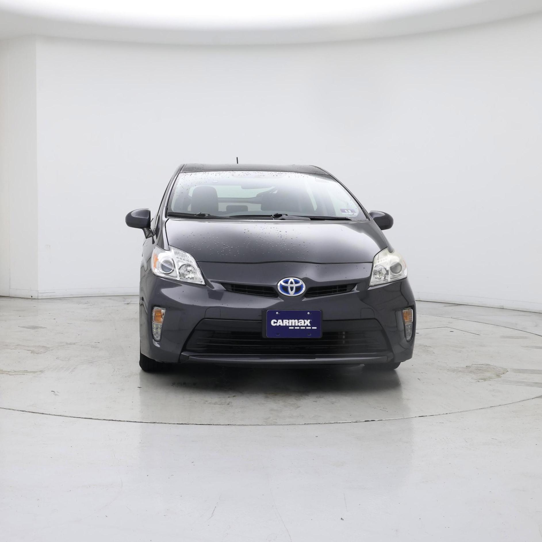 Thumbnail: 2015 Toyota Prius - 5
