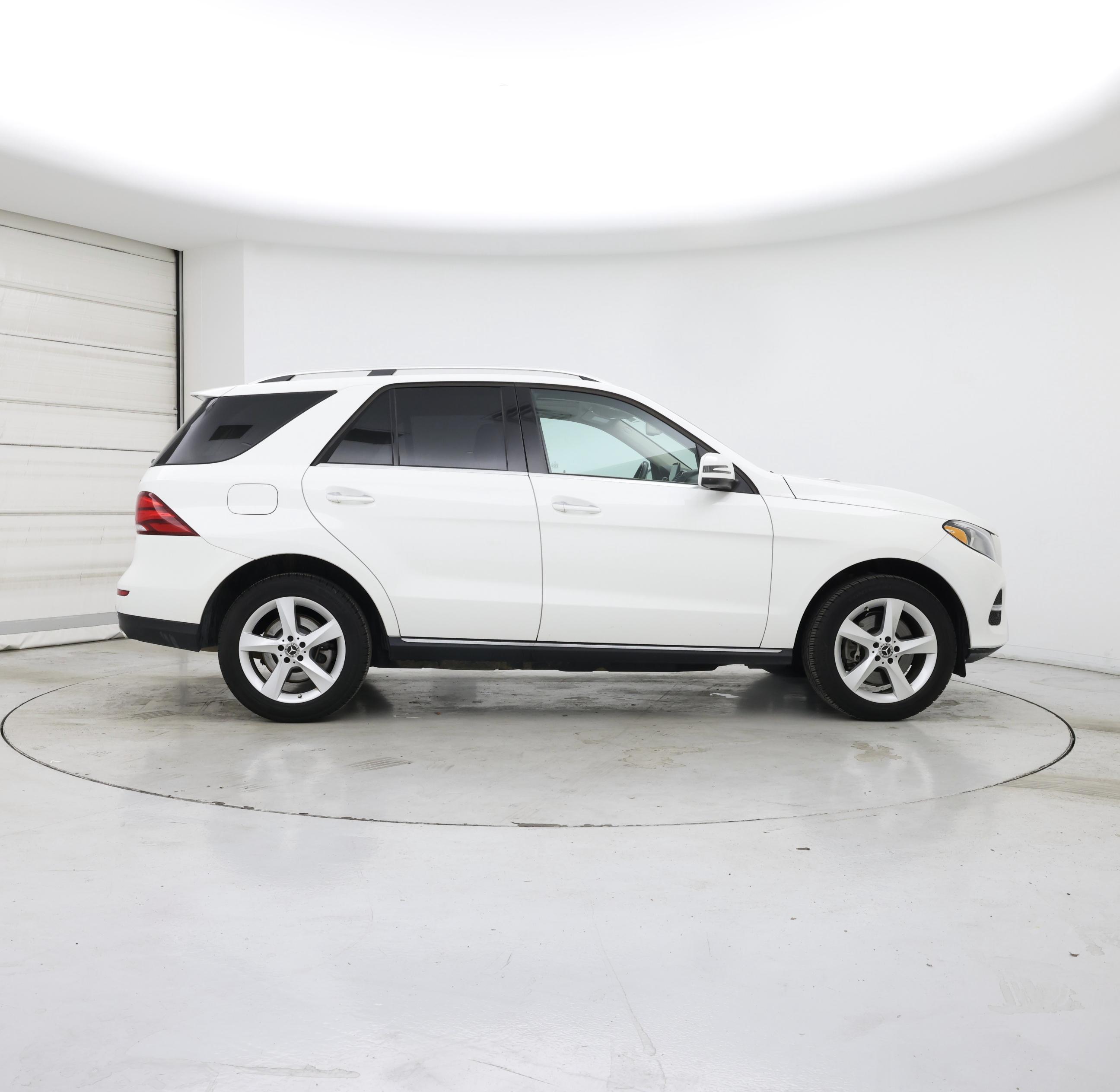 Thumbnail: 2019 Mercedes-Benz GLE - 7