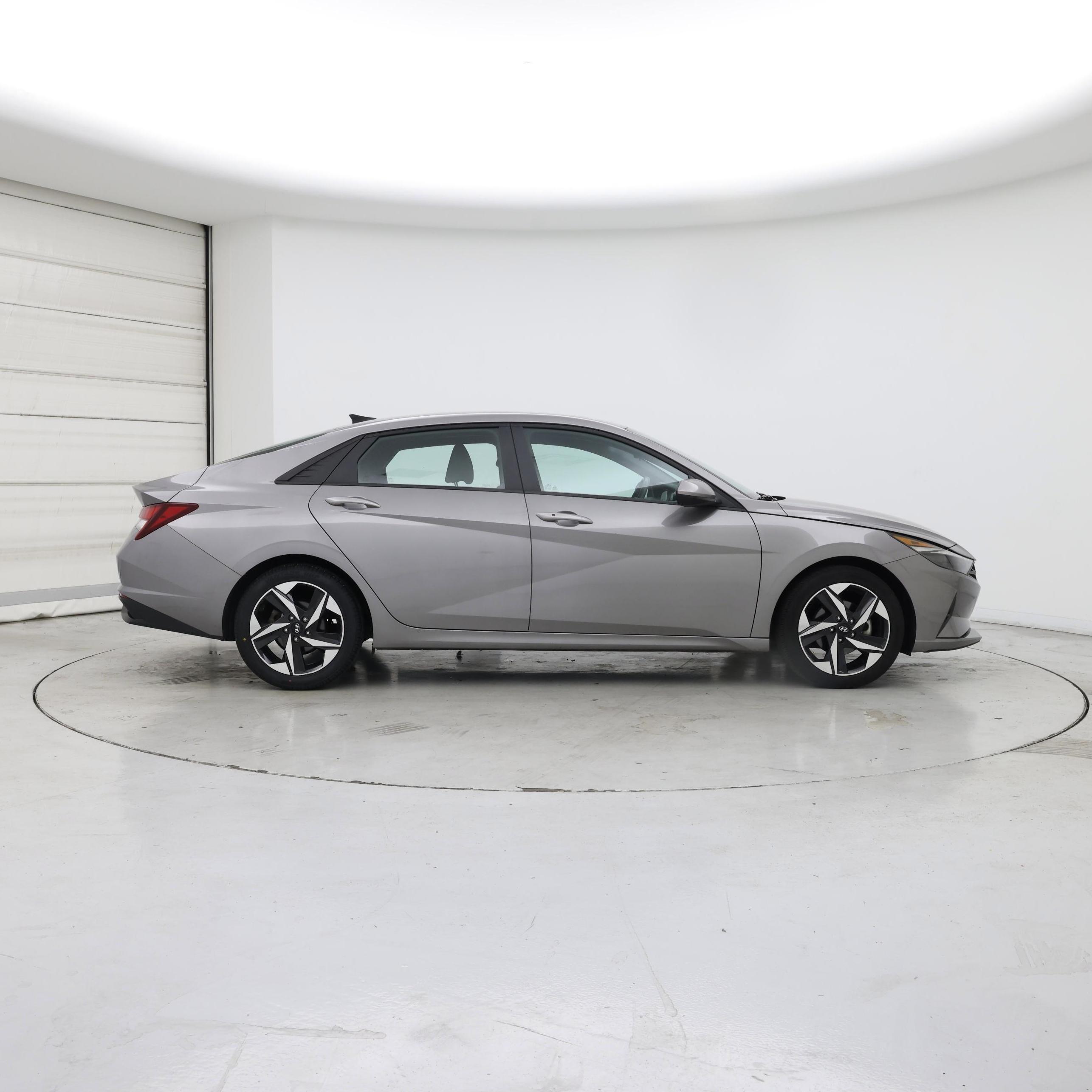 Thumbnail: 2023 Hyundai Elantra - 7