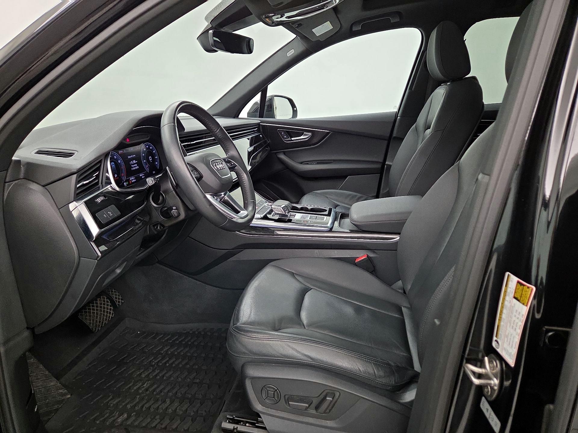 Thumbnail: 2020 Audi Q7 - 11