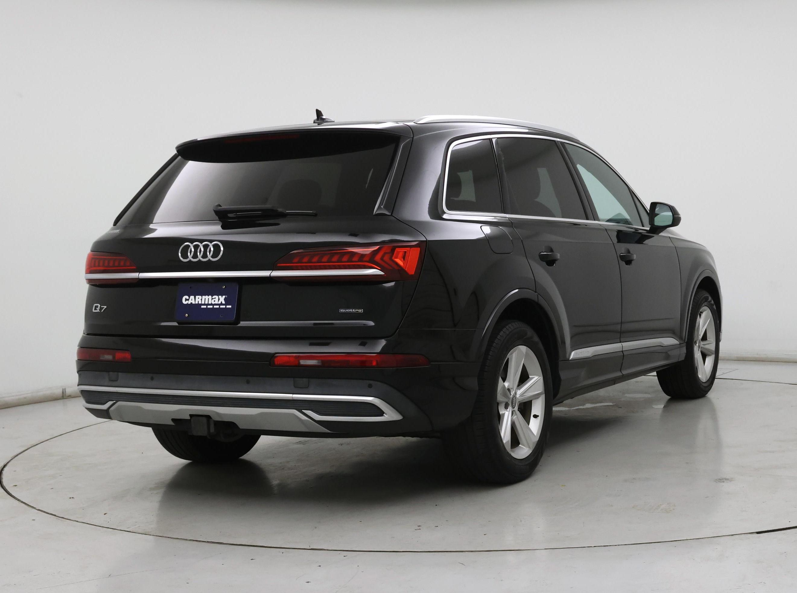 Thumbnail: 2020 Audi Q7 - 8
