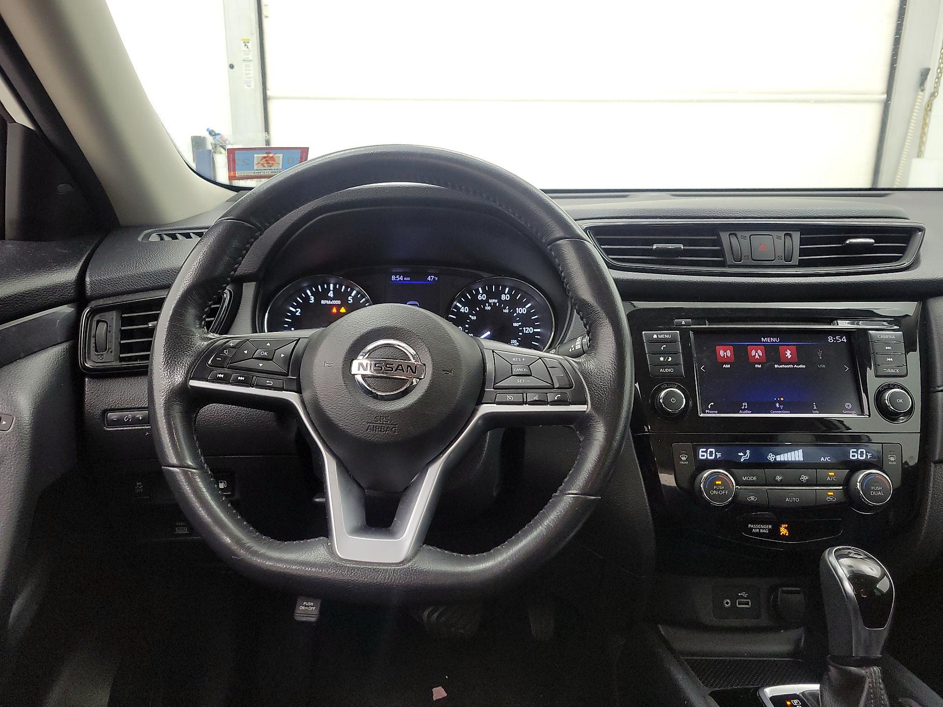 Thumbnail: 2018 Nissan Rogue - 10