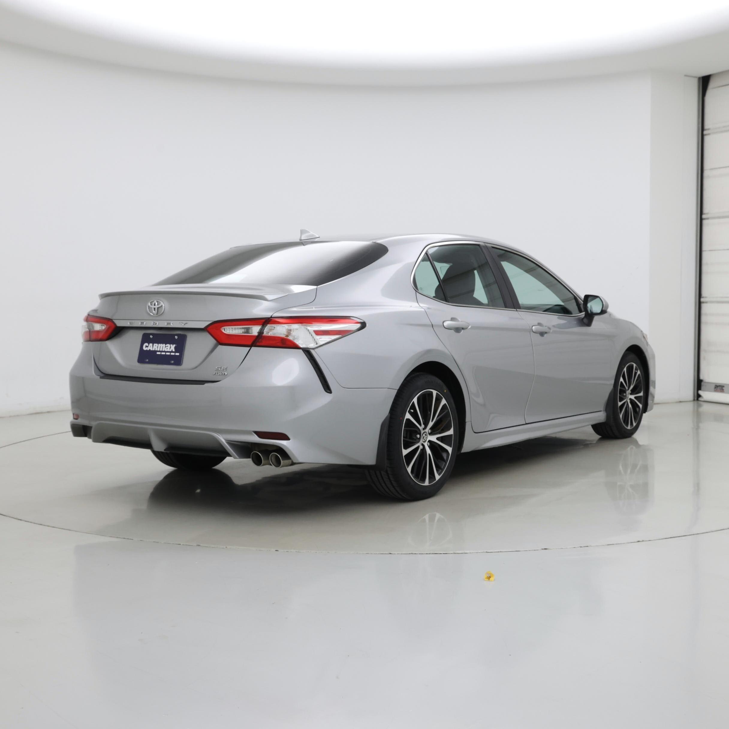 Thumbnail: 2020 Toyota Camry - 8