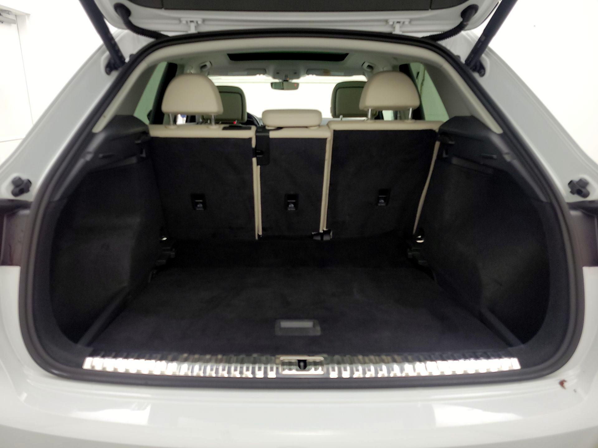 Thumbnail: 2022 Audi Q3 - 19