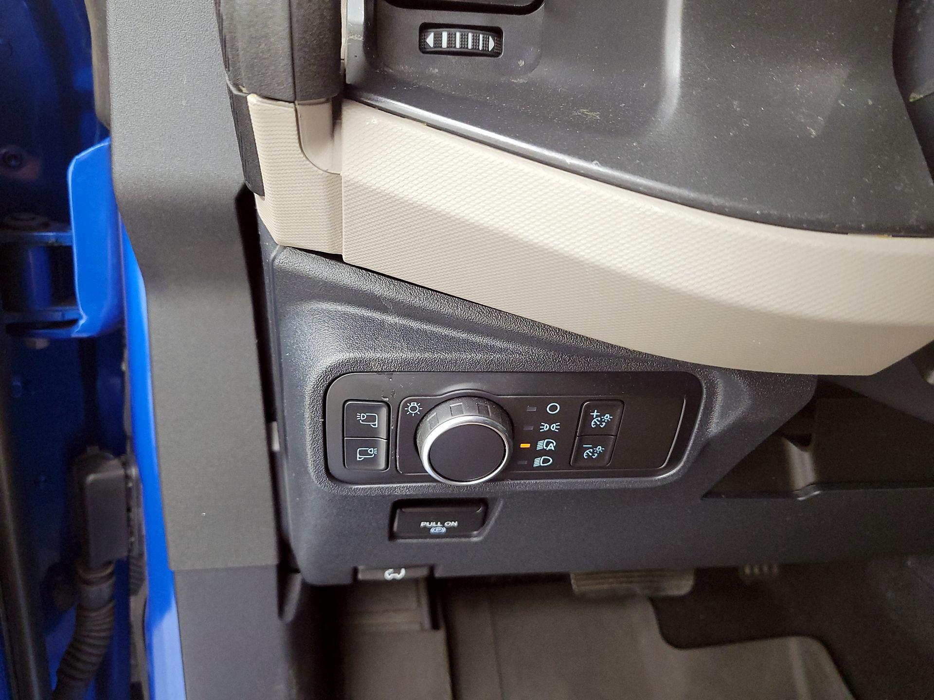 Thumbnail: 2022 Ford Bronco - 13