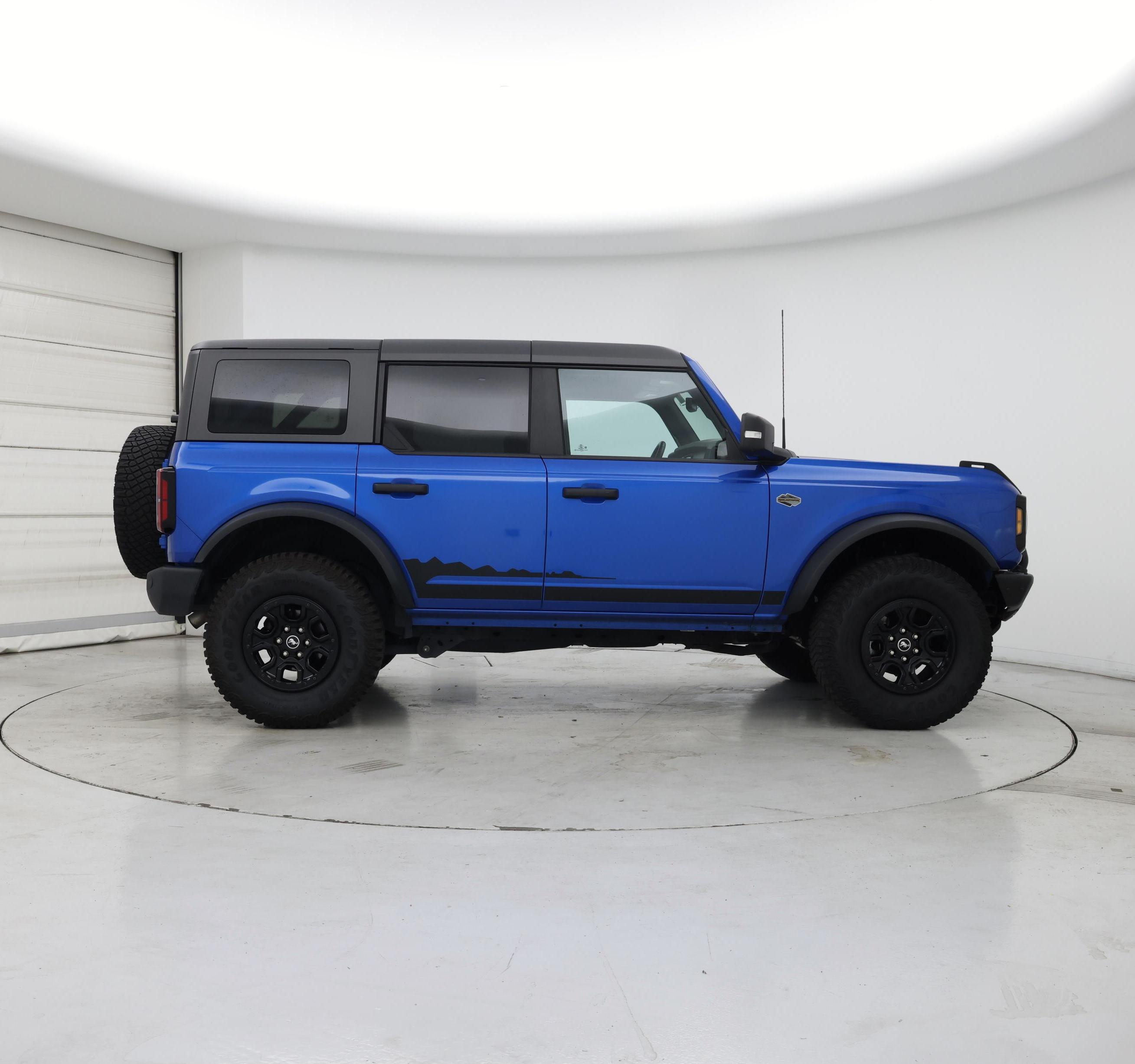 Thumbnail: 2022 Ford Bronco - 7