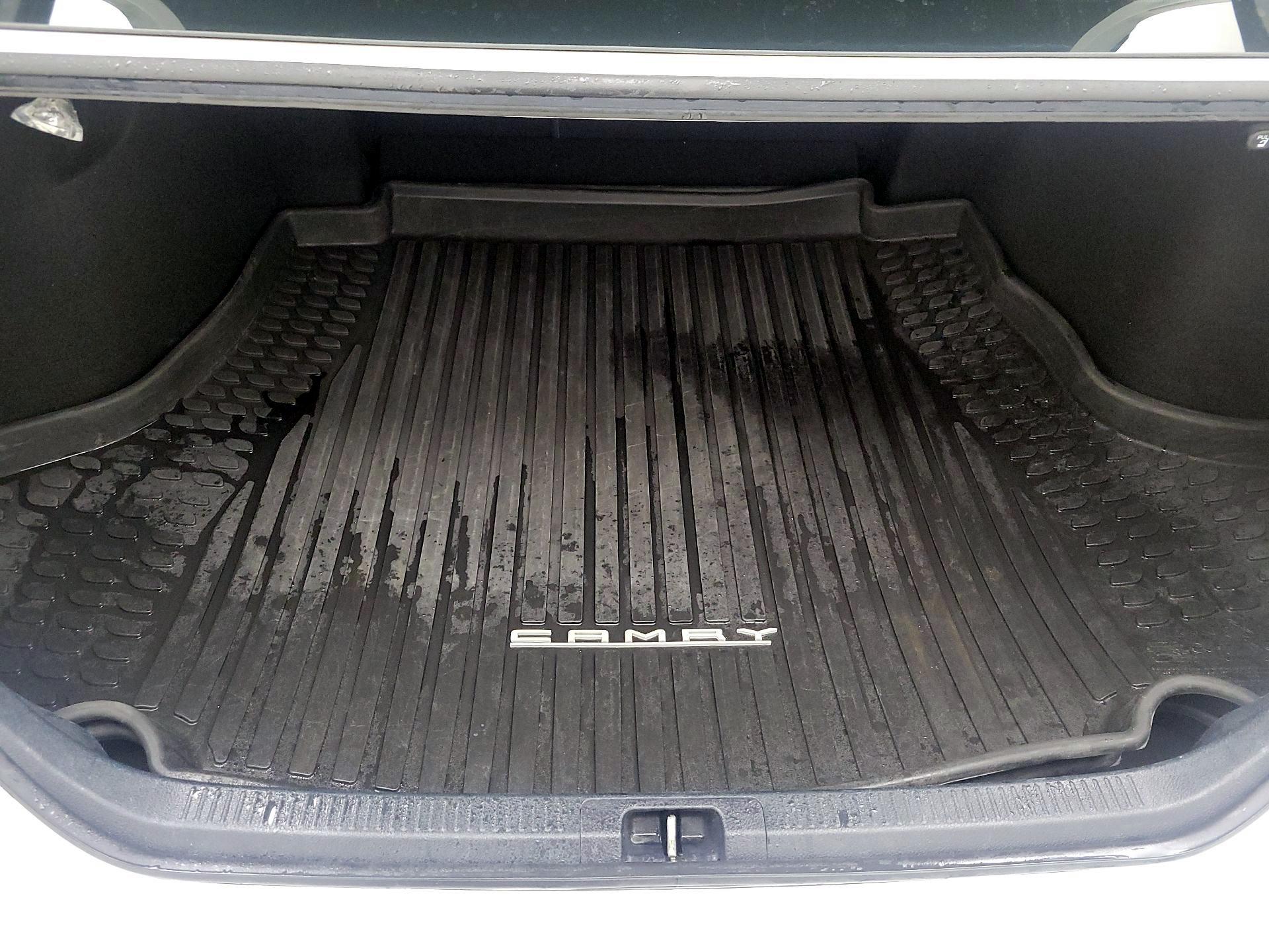 Thumbnail: 2022 Toyota Camry - 20