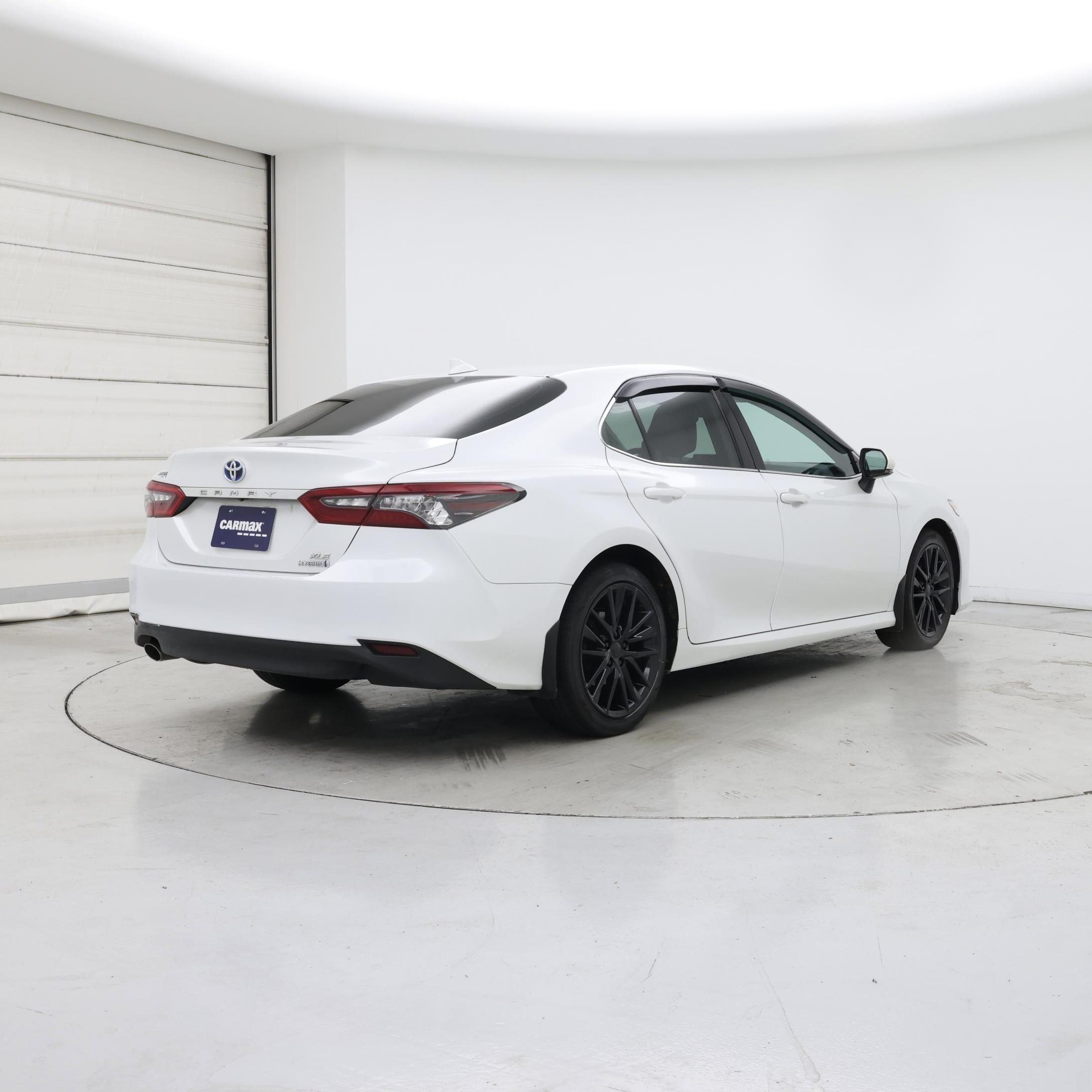 Thumbnail: 2022 Toyota Camry - 8