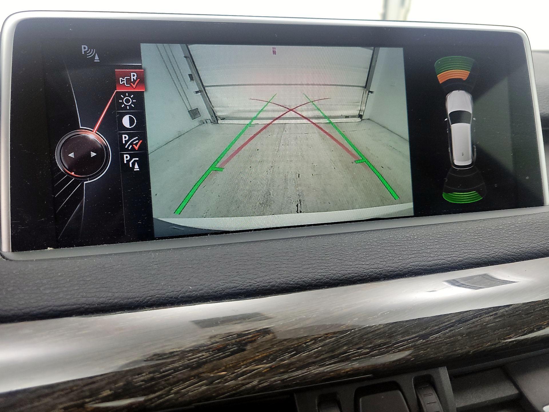 Thumbnail: 2016 BMW X5 - 15