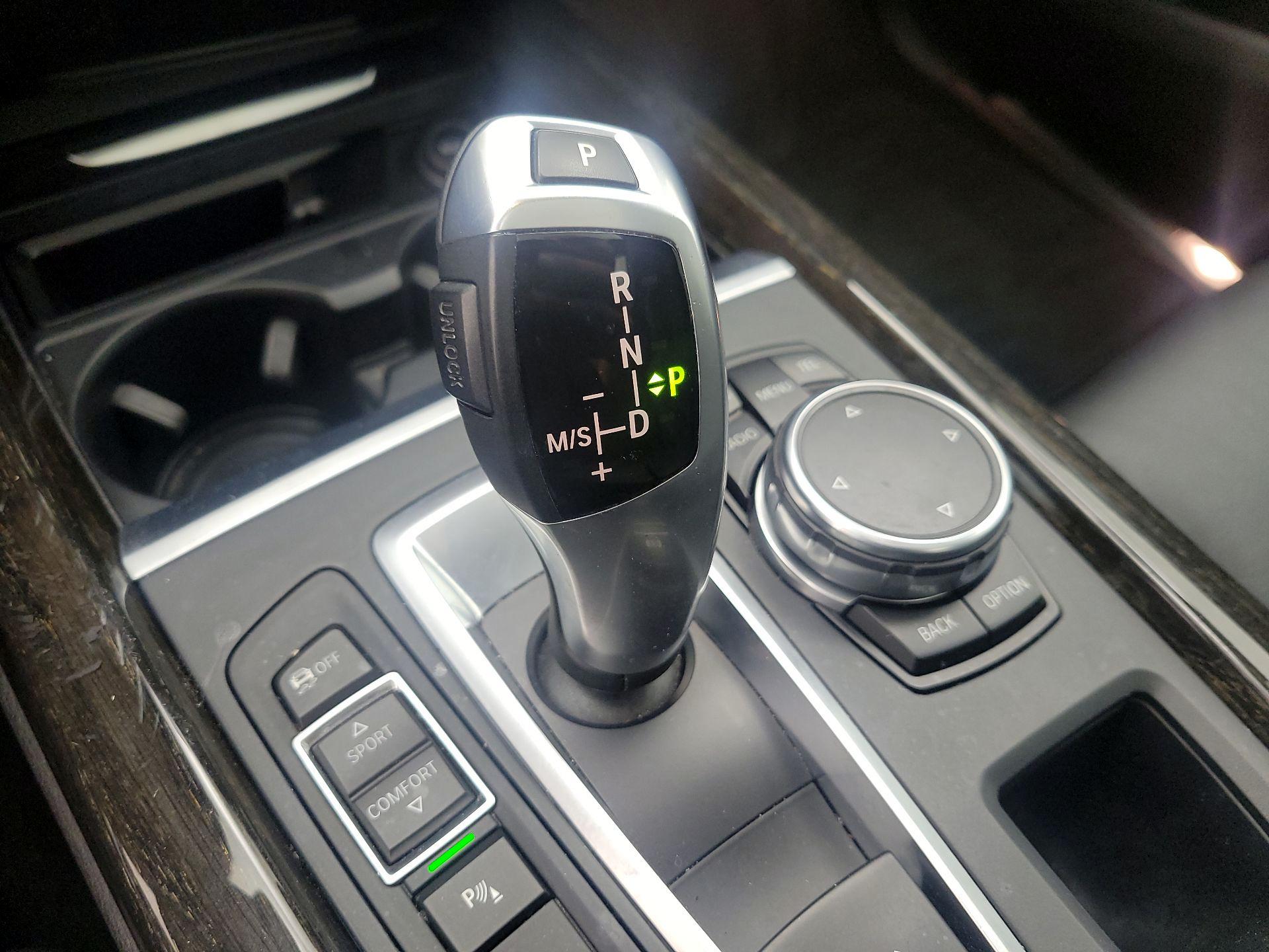 Thumbnail: 2016 BMW X5 - 18