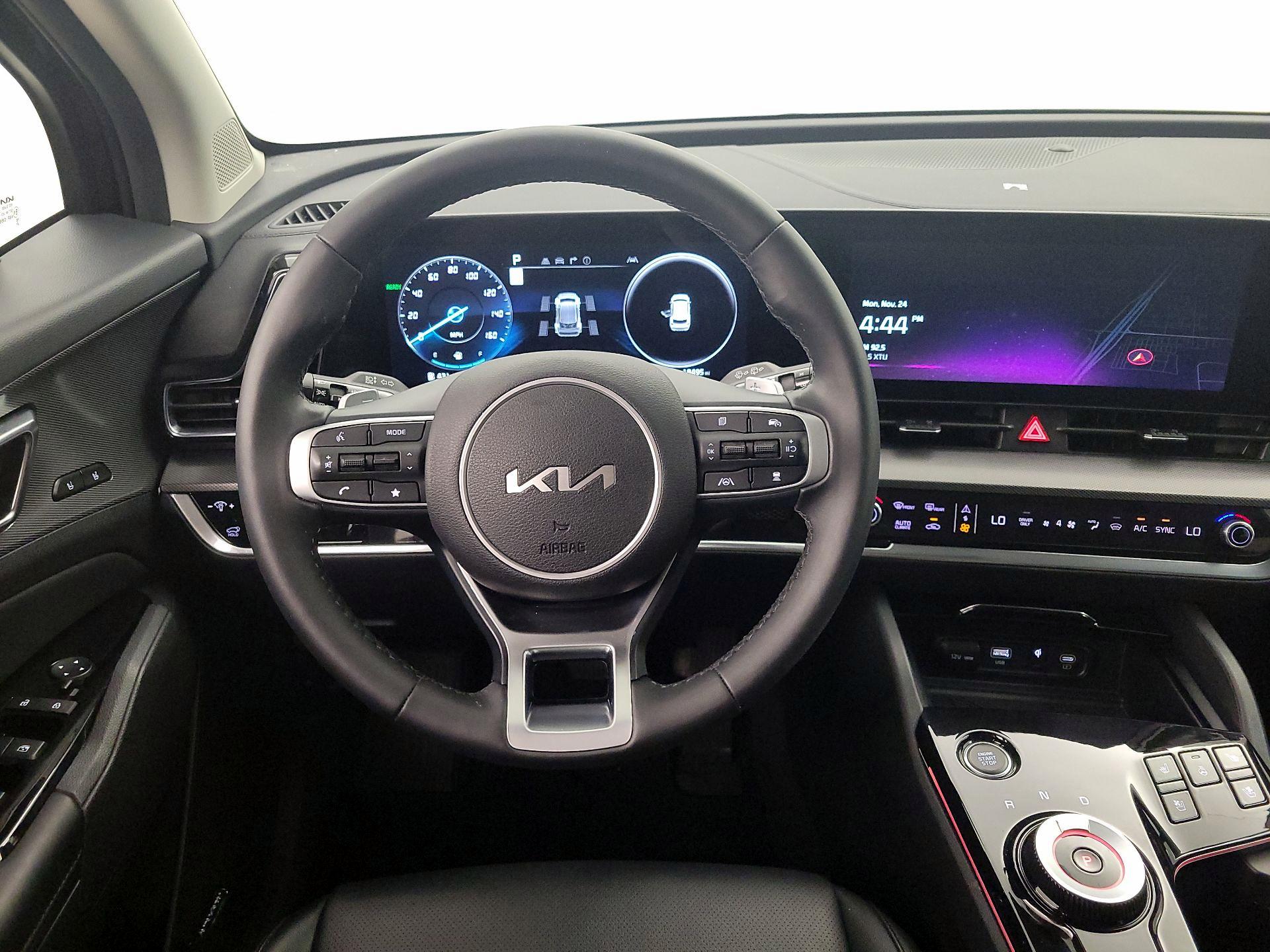 Thumbnail: 2023 Kia Sportage - 10