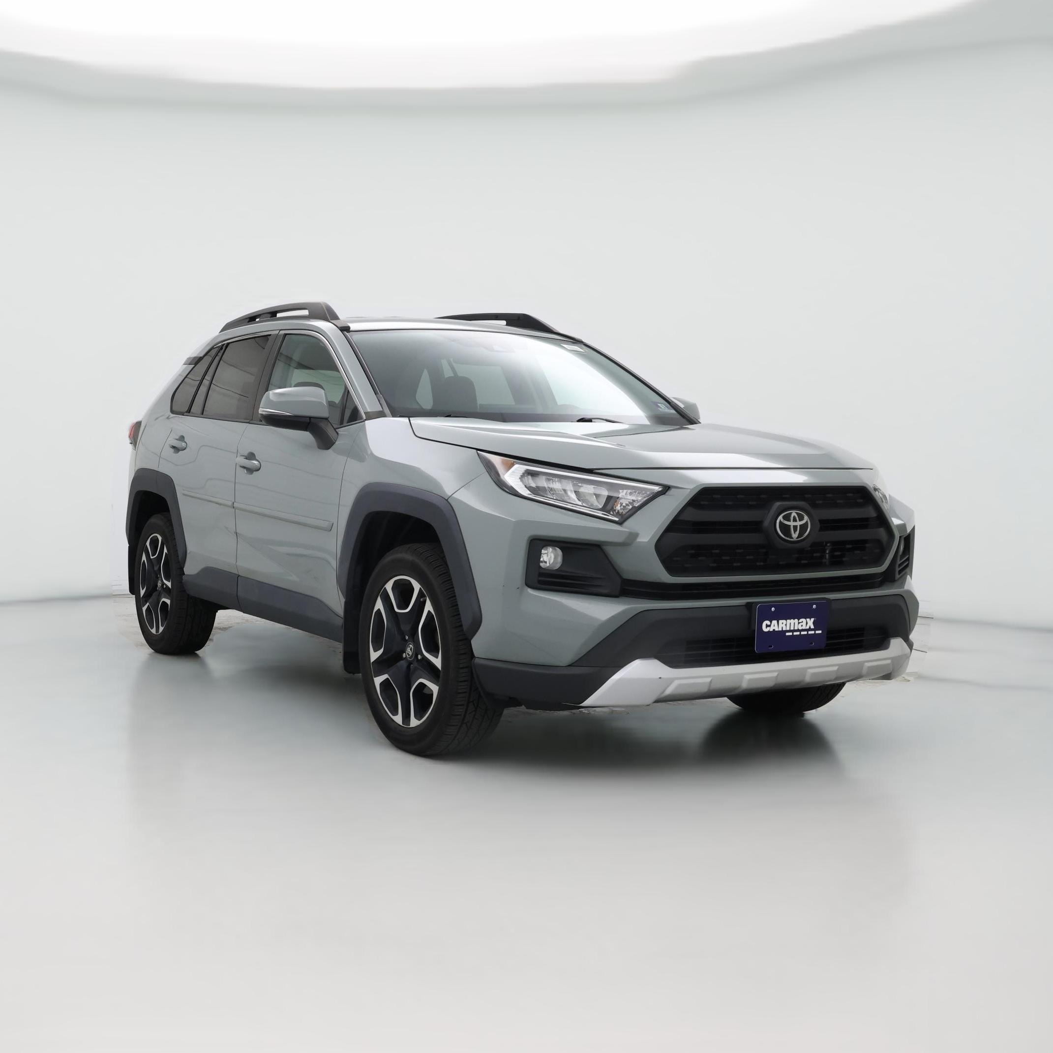 Thumbnail: 2019 Toyota RAV4 - 1