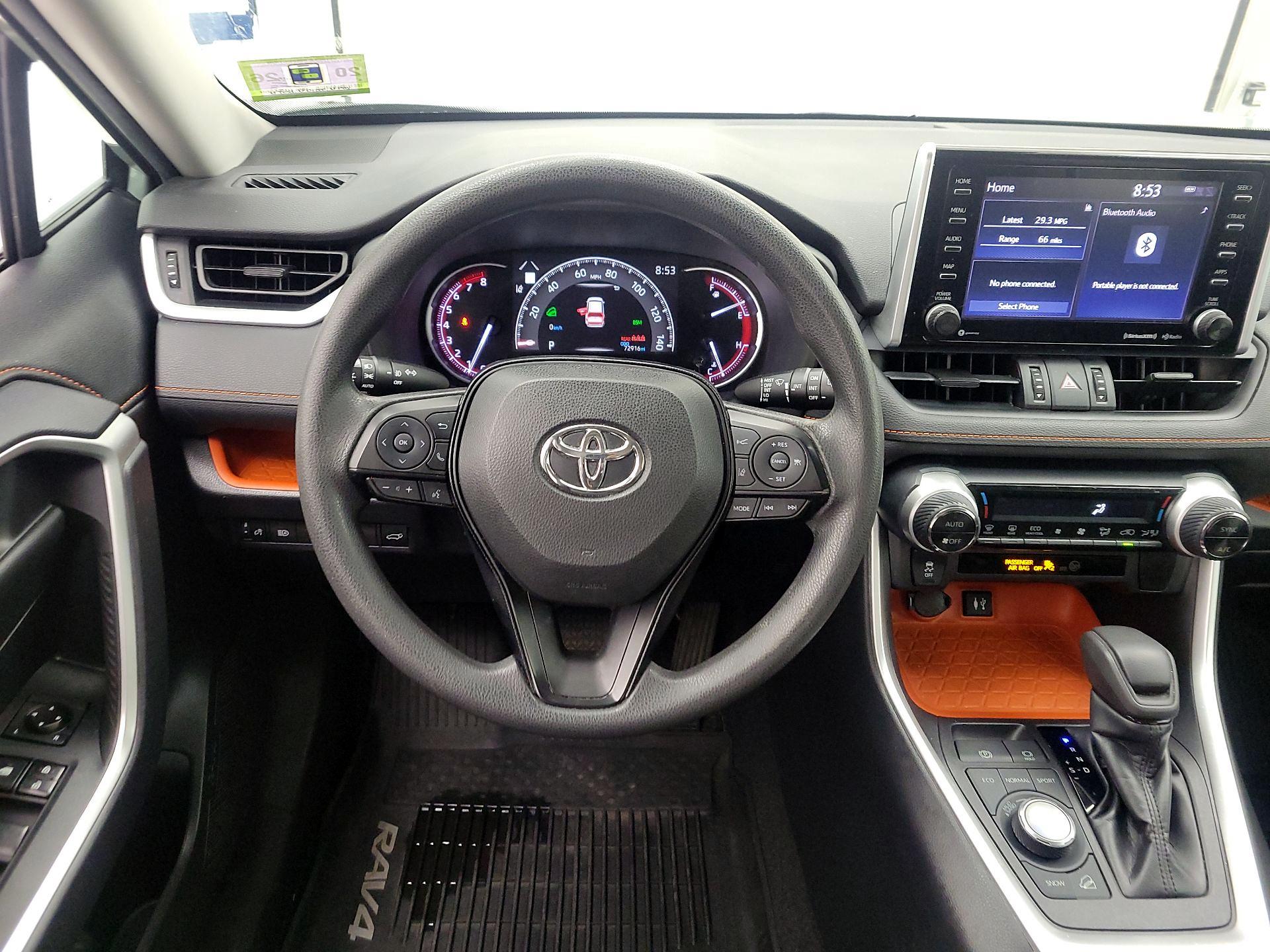 Thumbnail: 2019 Toyota RAV4 - 10