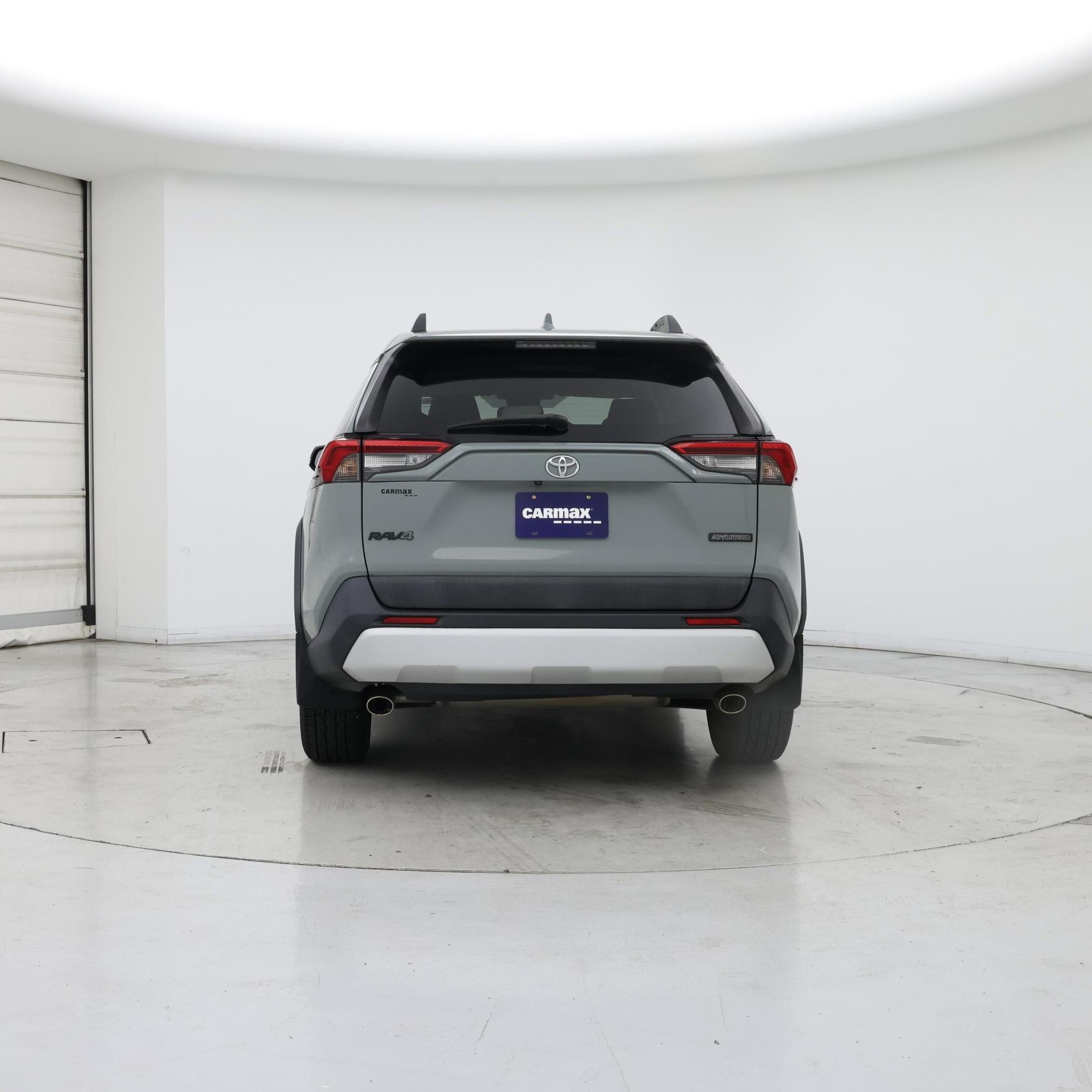 Thumbnail: 2019 Toyota RAV4 - 6