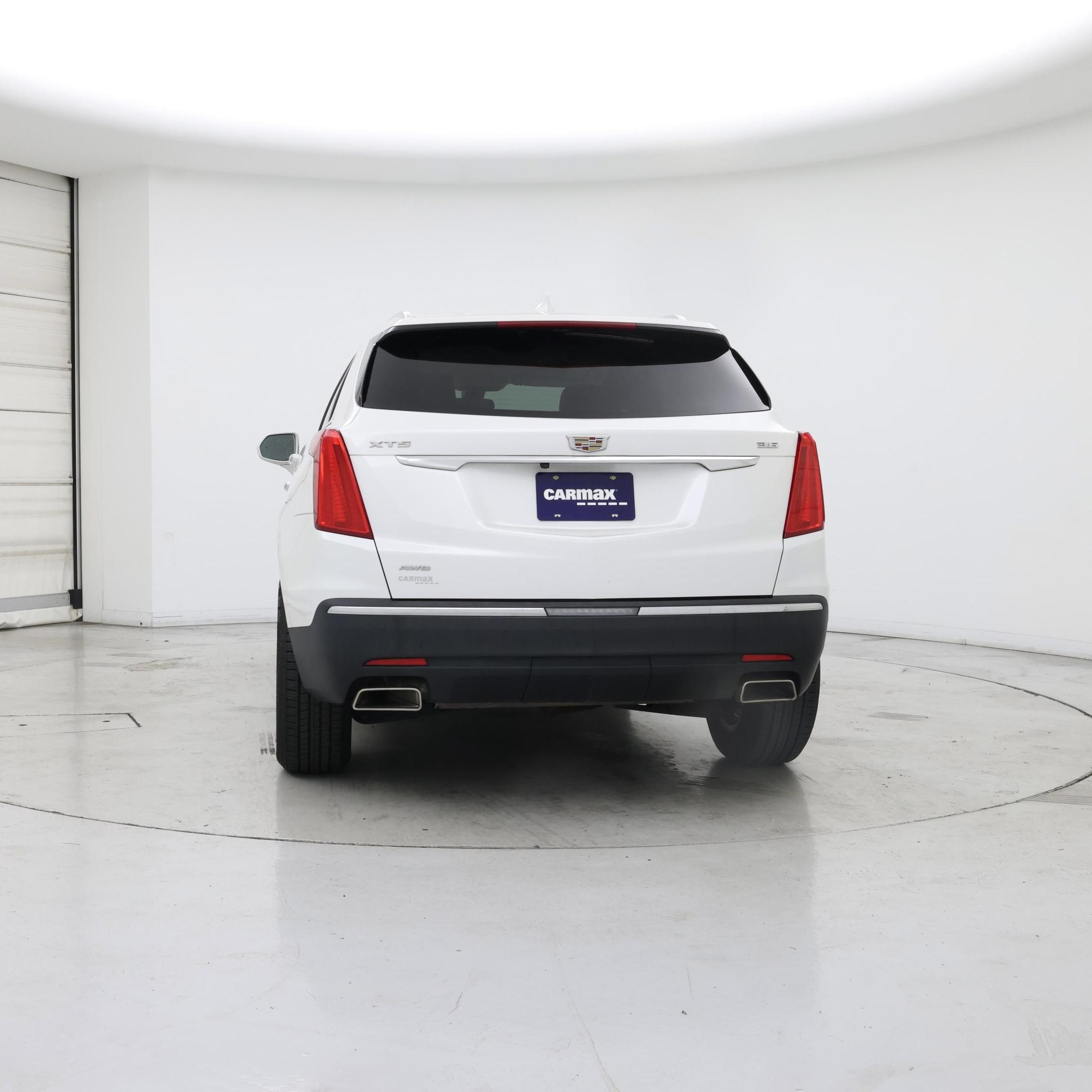 Thumbnail: 2019 Cadillac XT5 - 6