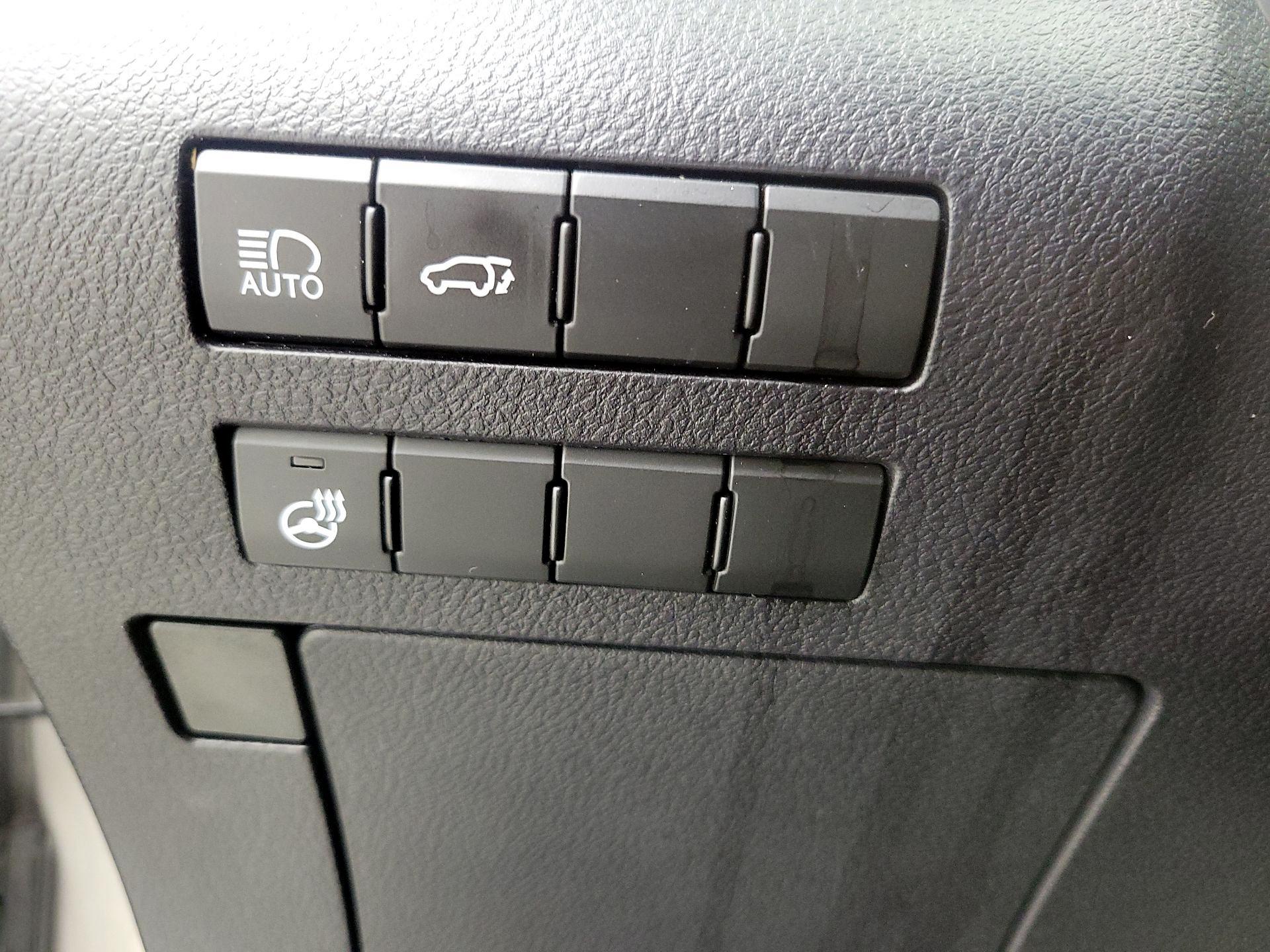 Thumbnail: 2020 Lexus RX - 13