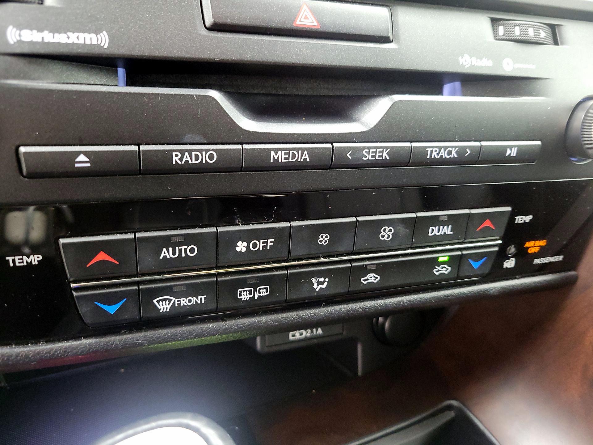 Thumbnail: 2020 Lexus RX - 16