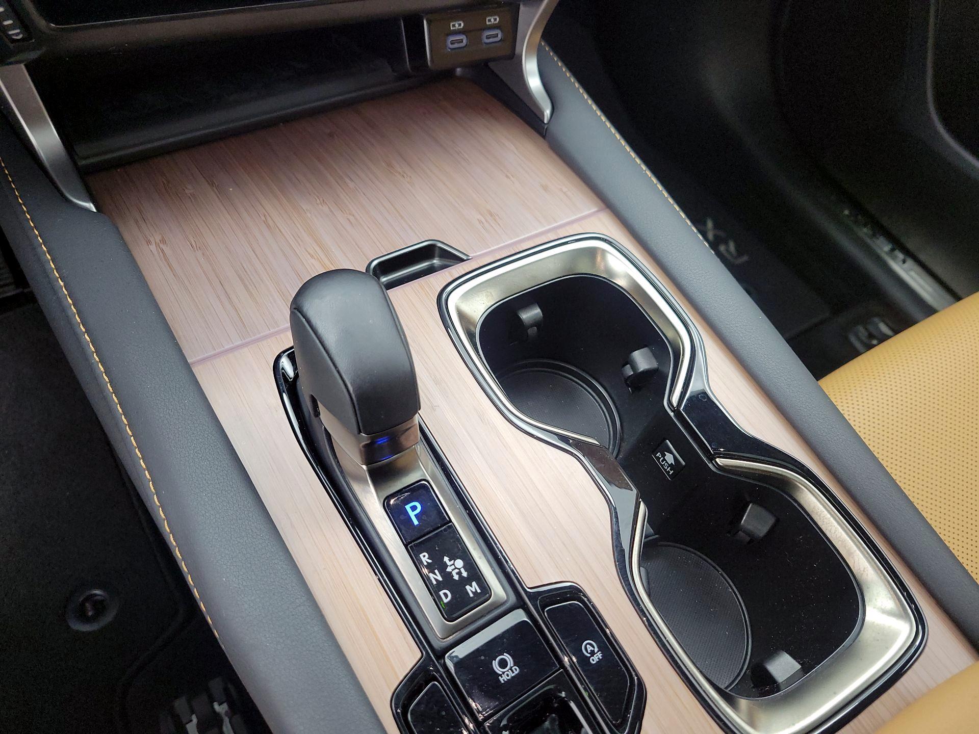 Thumbnail: 2024 Lexus RX - 17