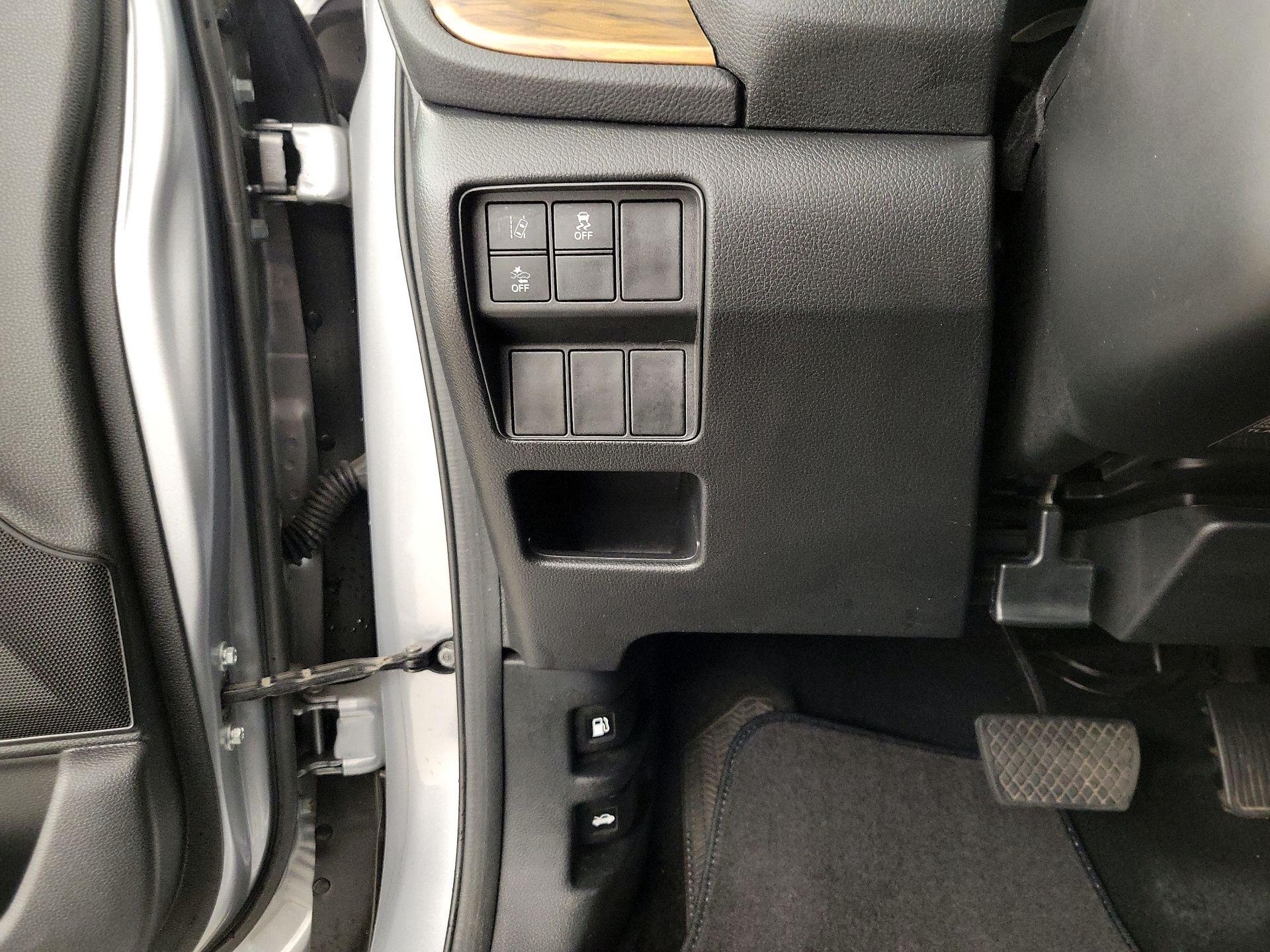 Thumbnail: 2018 Honda CR-V - 13