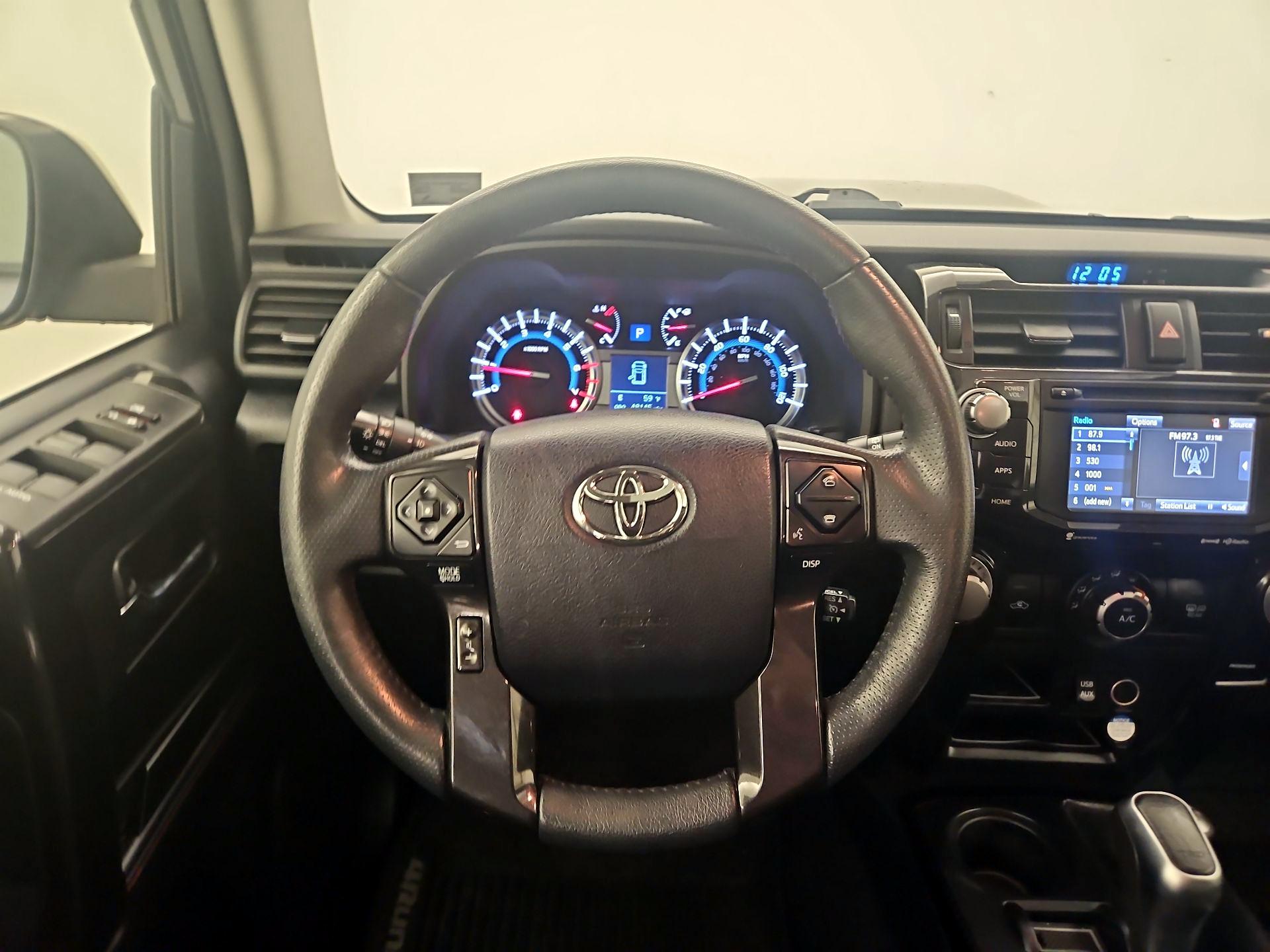 Thumbnail: 2019 Toyota 4Runner - 10