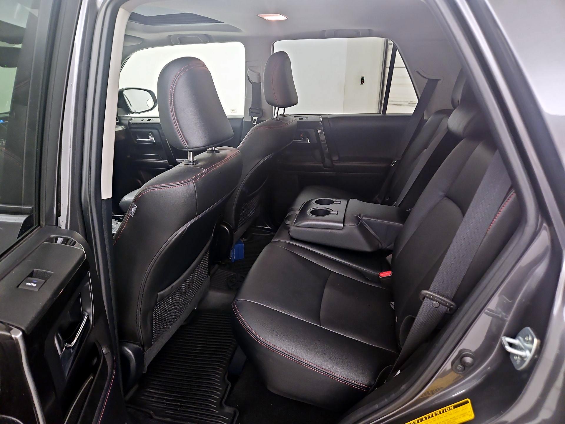 Thumbnail: 2019 Toyota 4Runner - 20