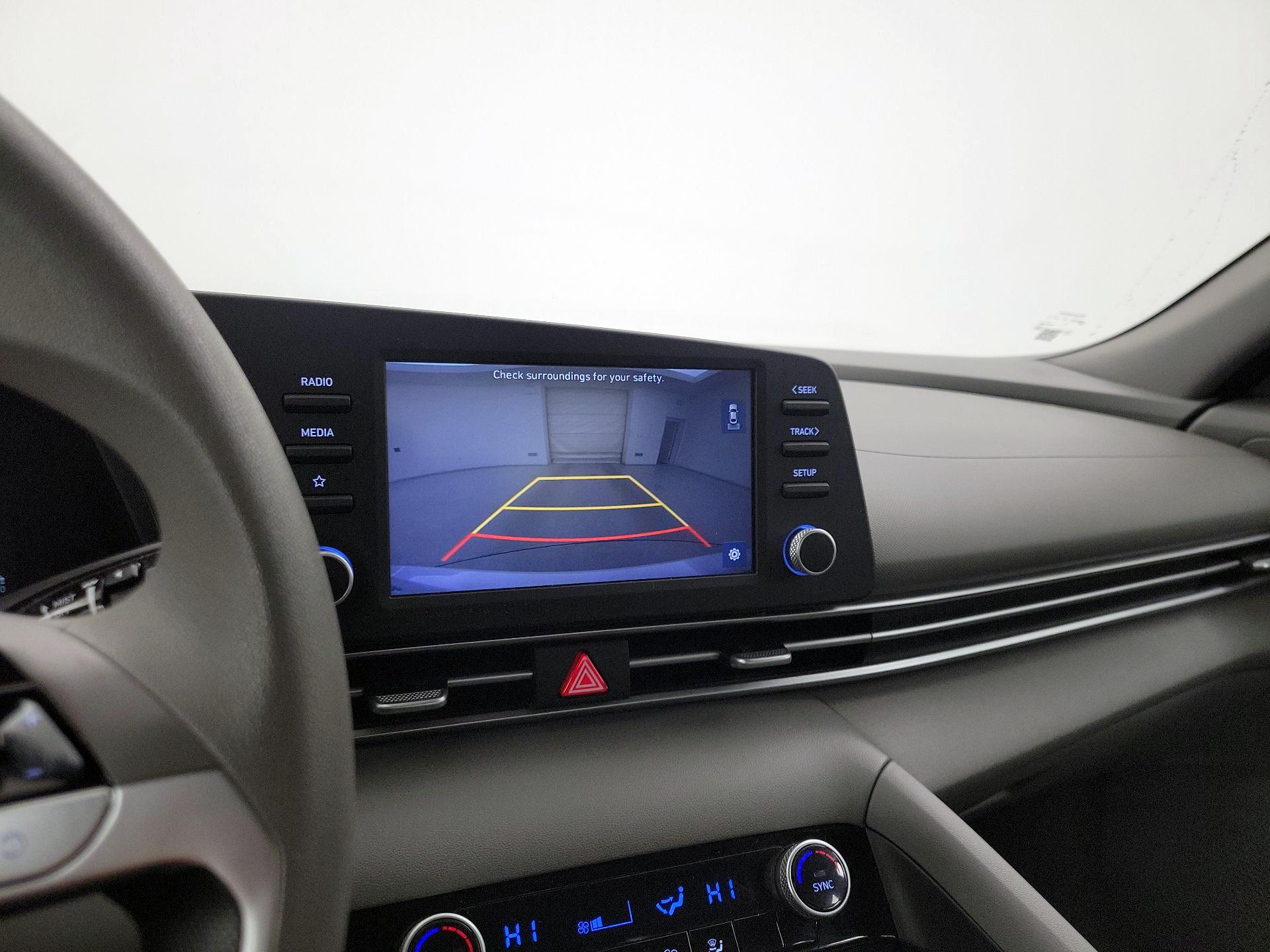 Thumbnail: 2021 Hyundai Elantra - 14