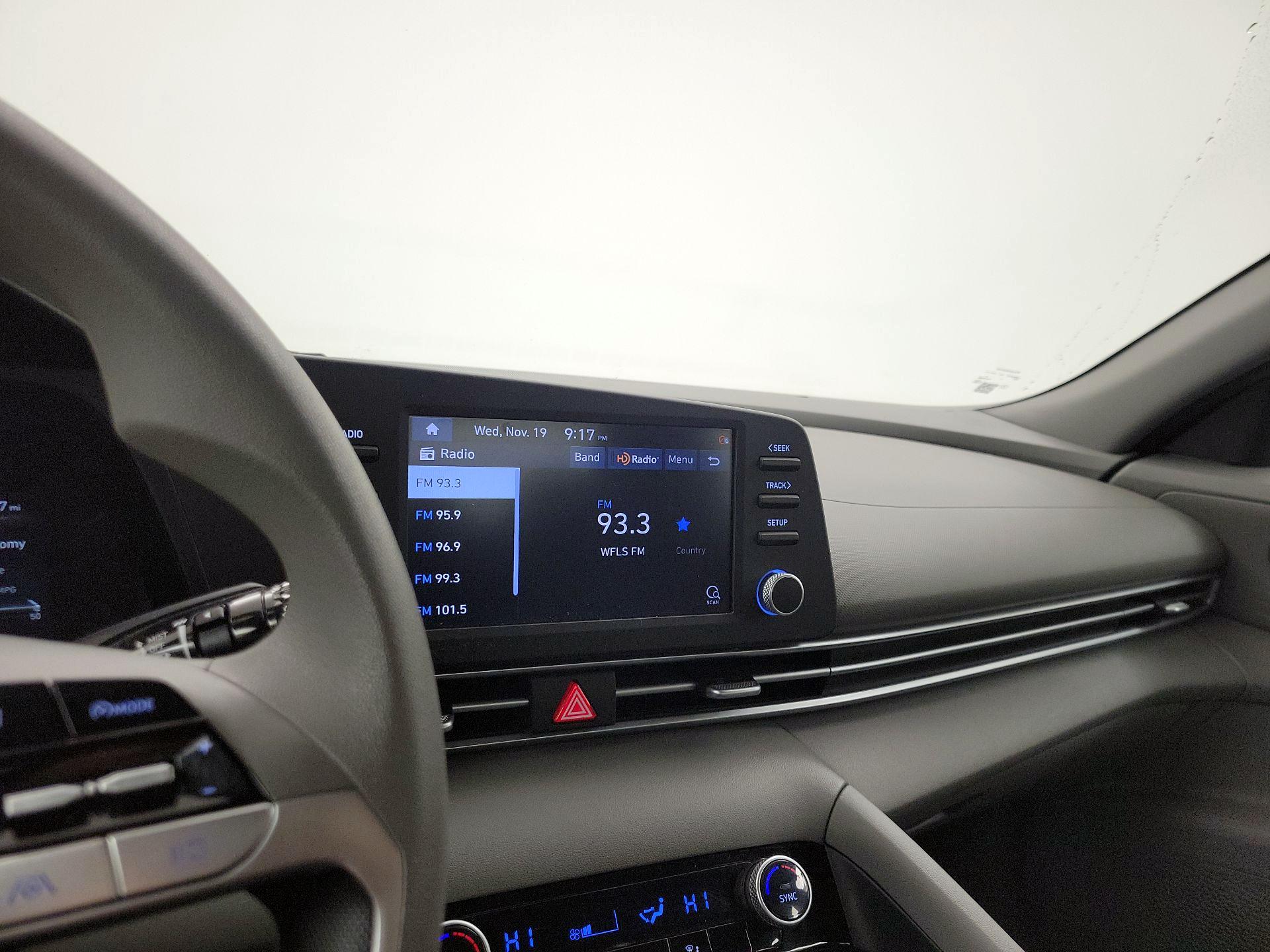 Thumbnail: 2021 Hyundai Elantra - 15