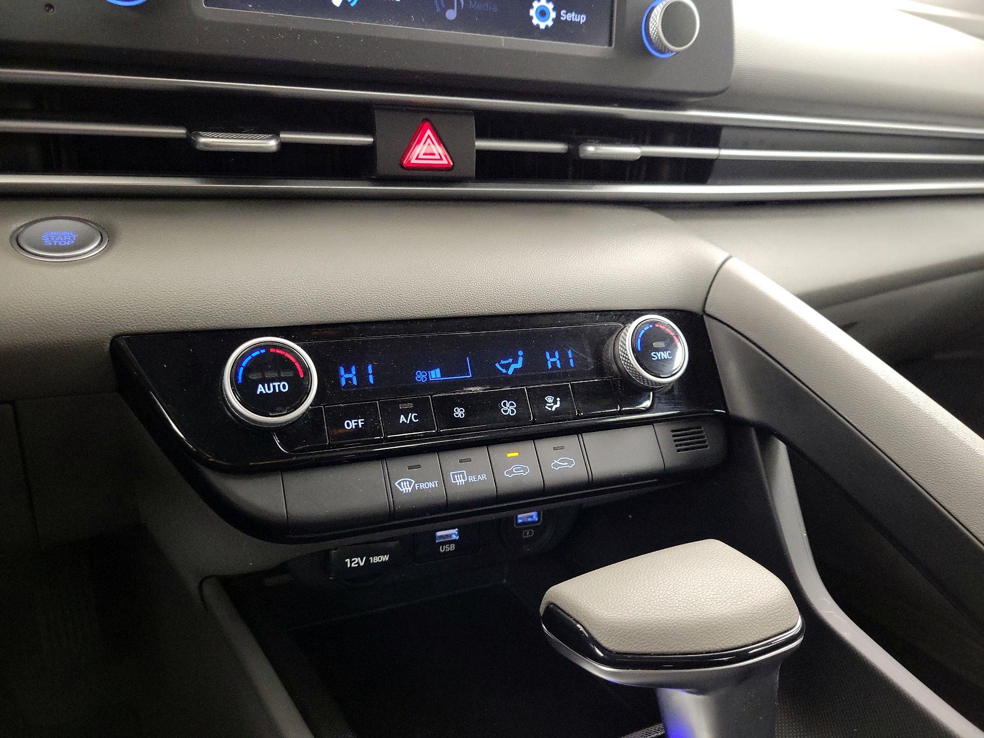 Thumbnail: 2021 Hyundai Elantra - 16